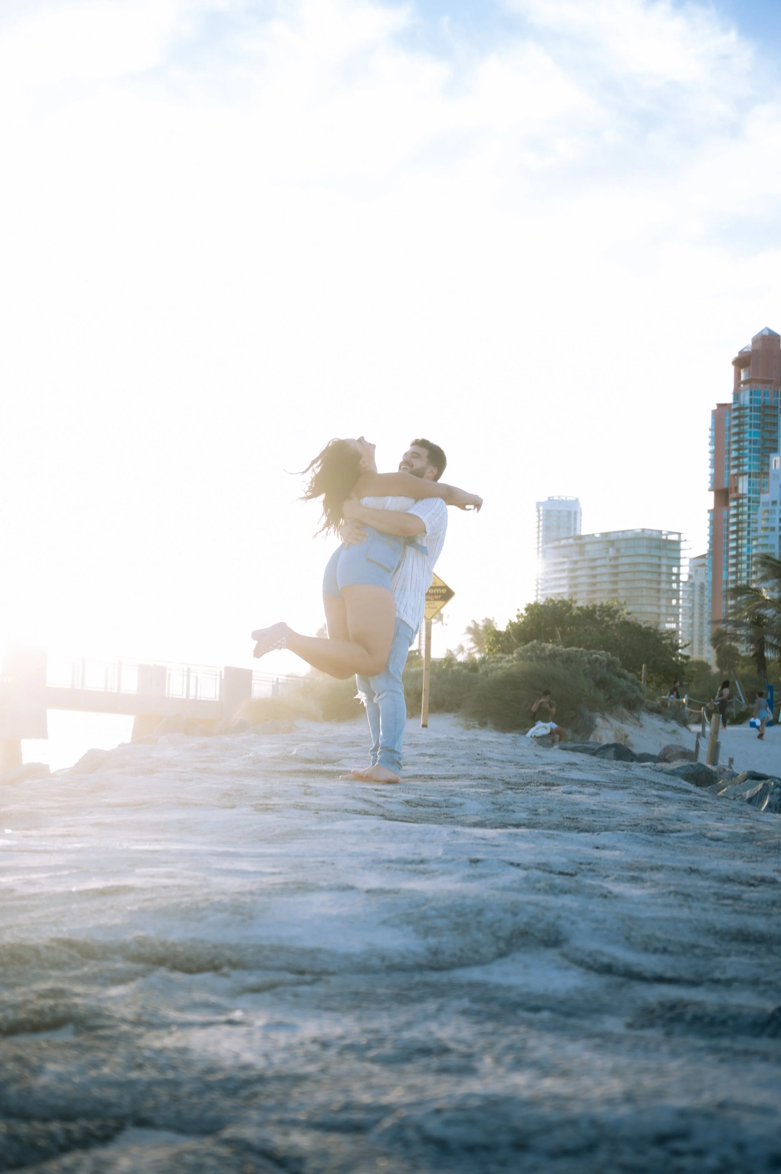southpointe-beach-engagement-photosession-photography-couple-miami-beachphotosession-180.jpg