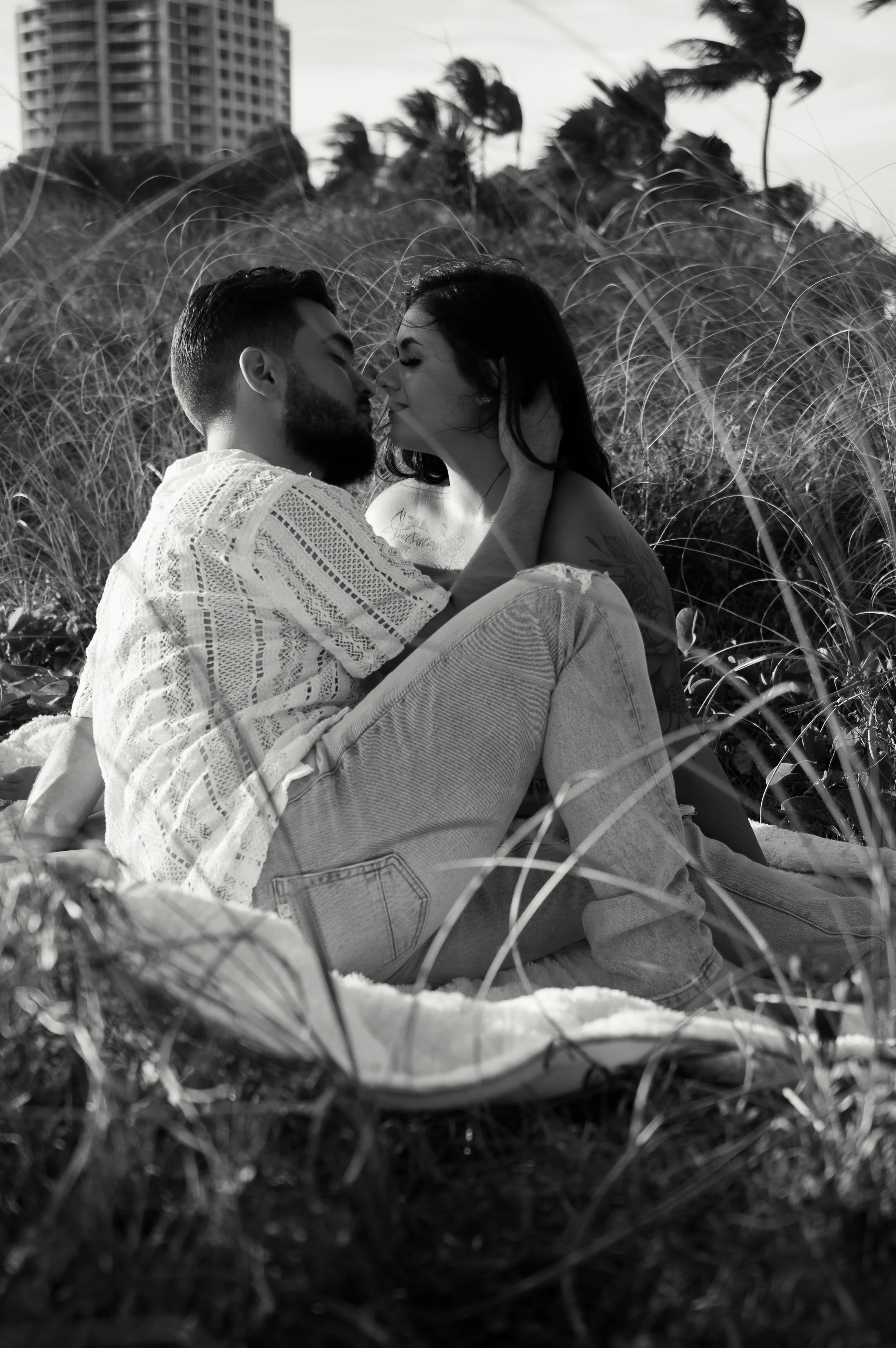 southpointe-beach-engagement-photosession-photography-couple-miami-beachphotosession-058.jpg