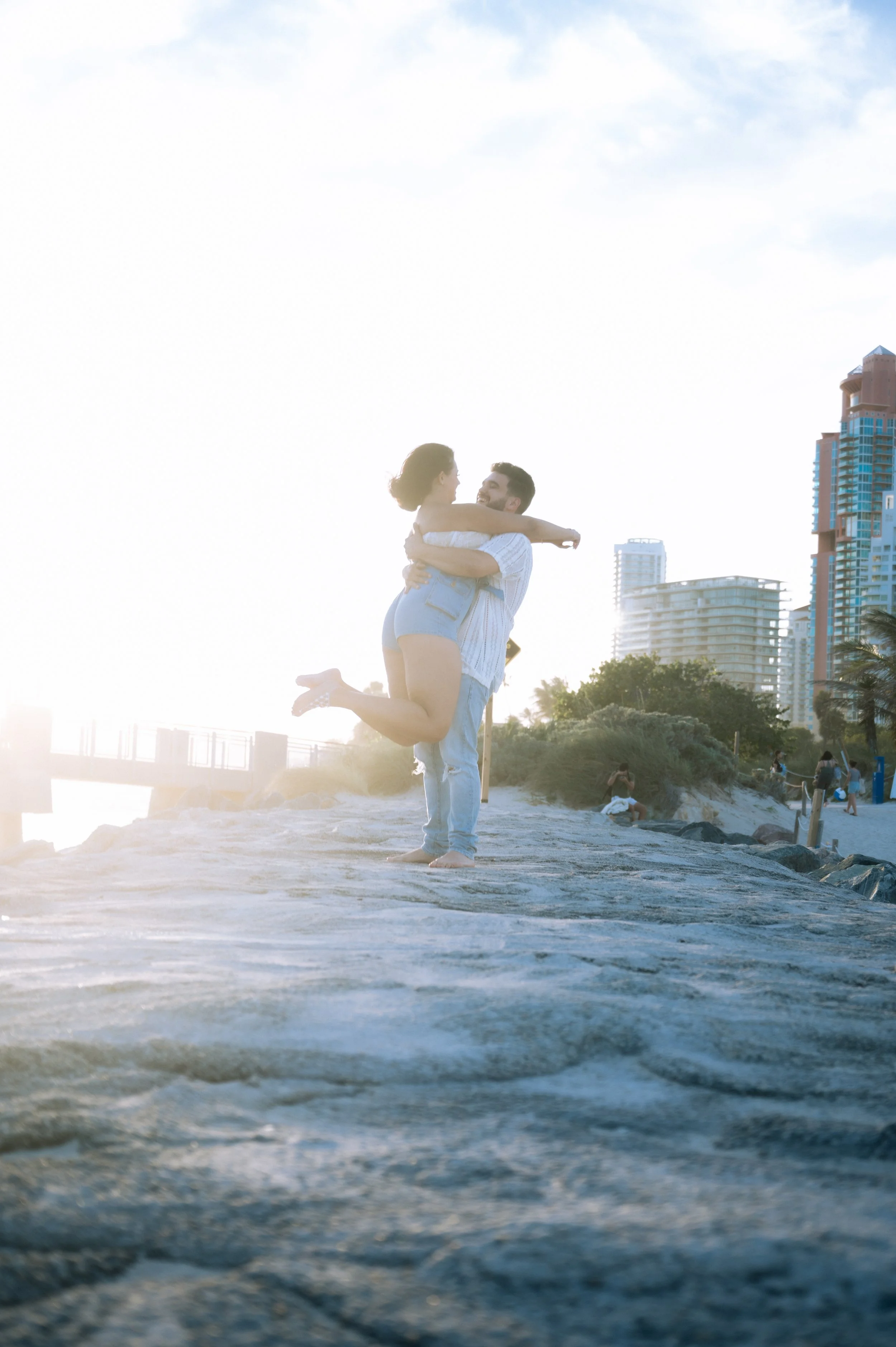 southpointe-beach-engagement-photosession-photography-couple-miami-beachphotosession-185.jpg