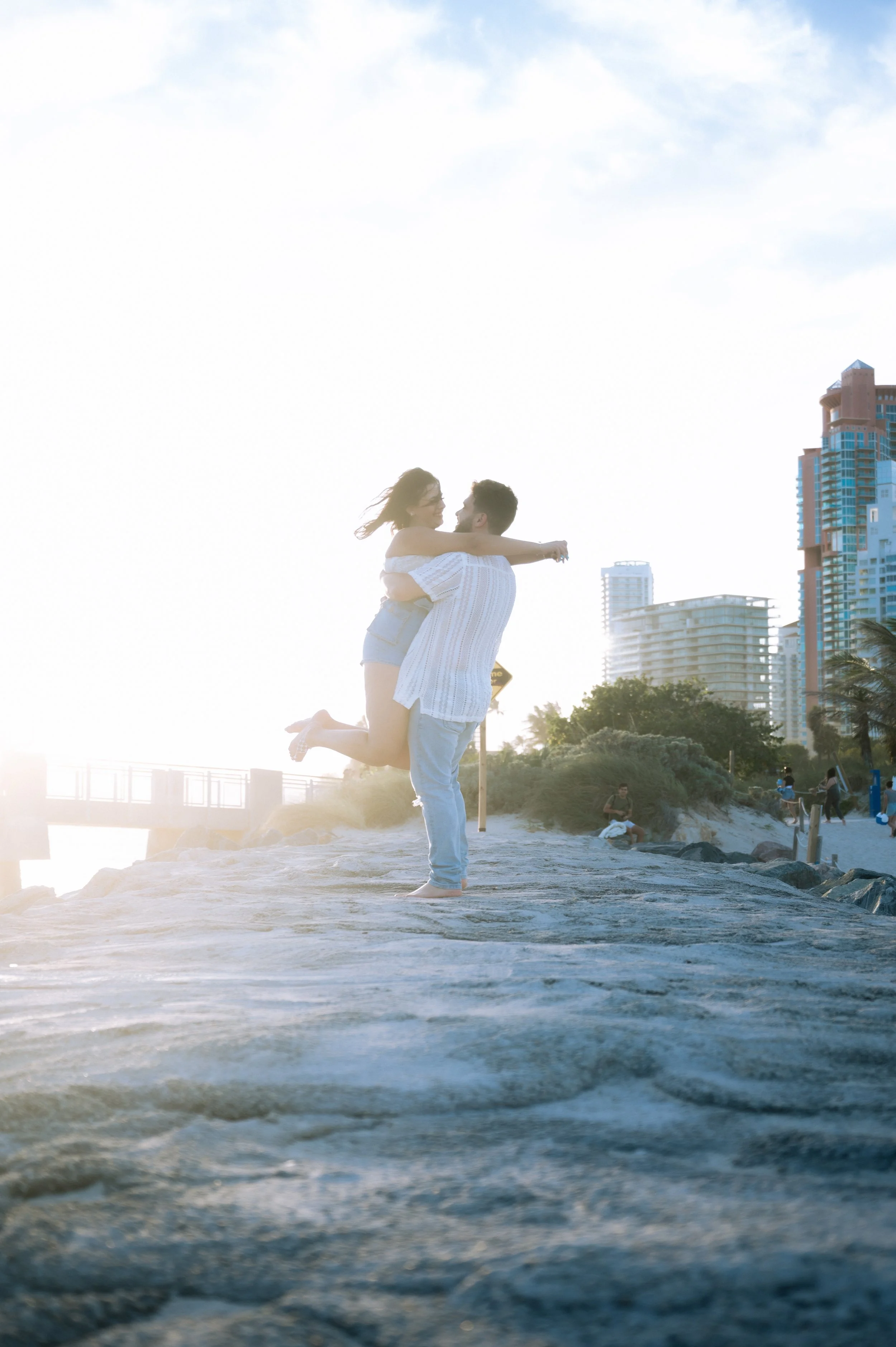 southpointe-beach-engagement-photosession-photography-couple-miami-beachphotosession-172.jpg