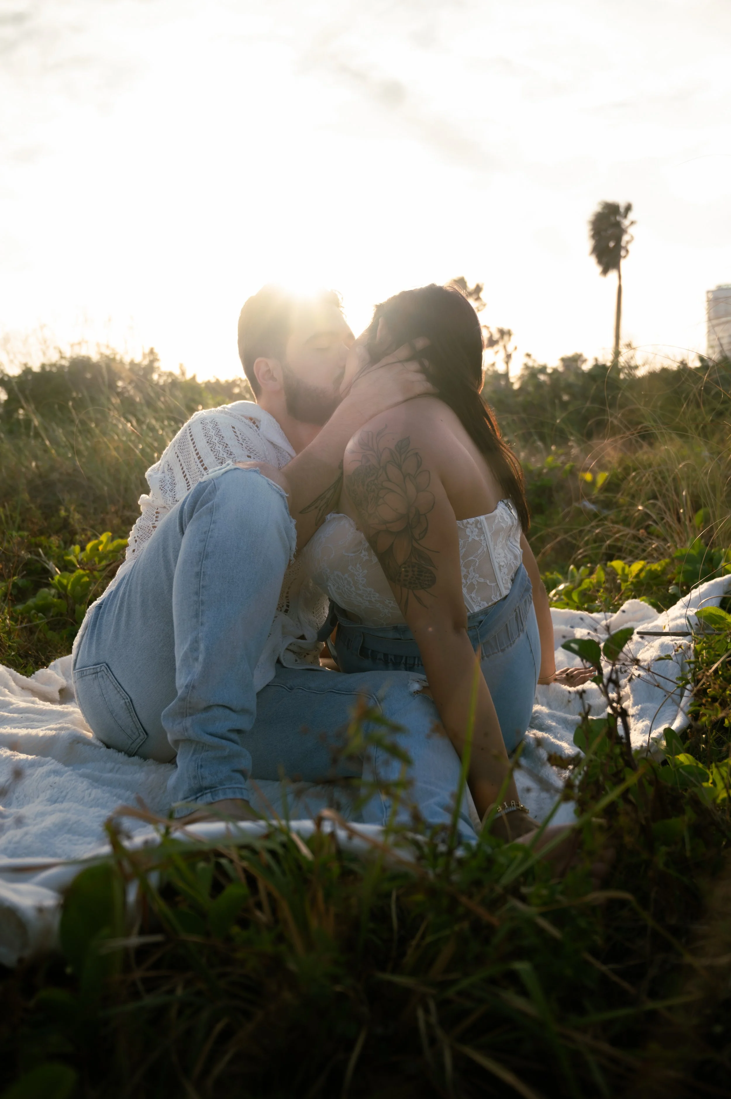 southpointe-beach-engagement-photosession-photography-couple-miami-beachphotosession-030.jpg