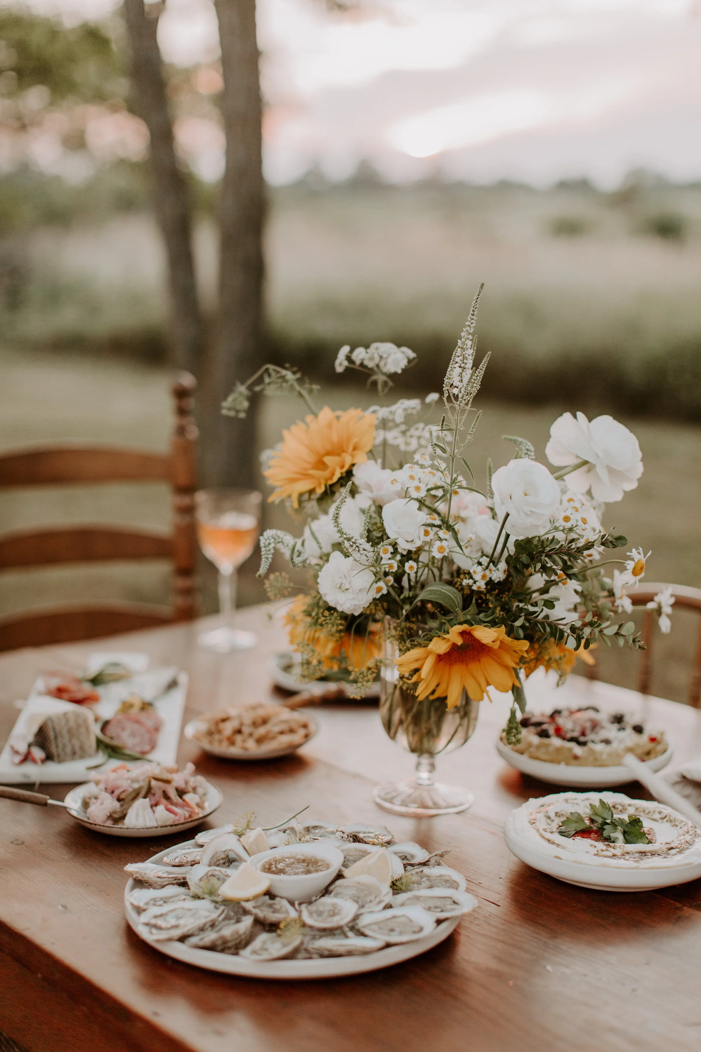 Houz of Rebel_Summer Holiday Decorating.jpeg