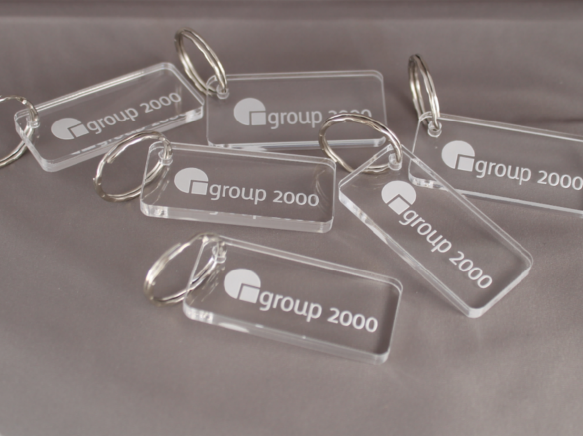 101.180 Group 2000 nummer 1.png
