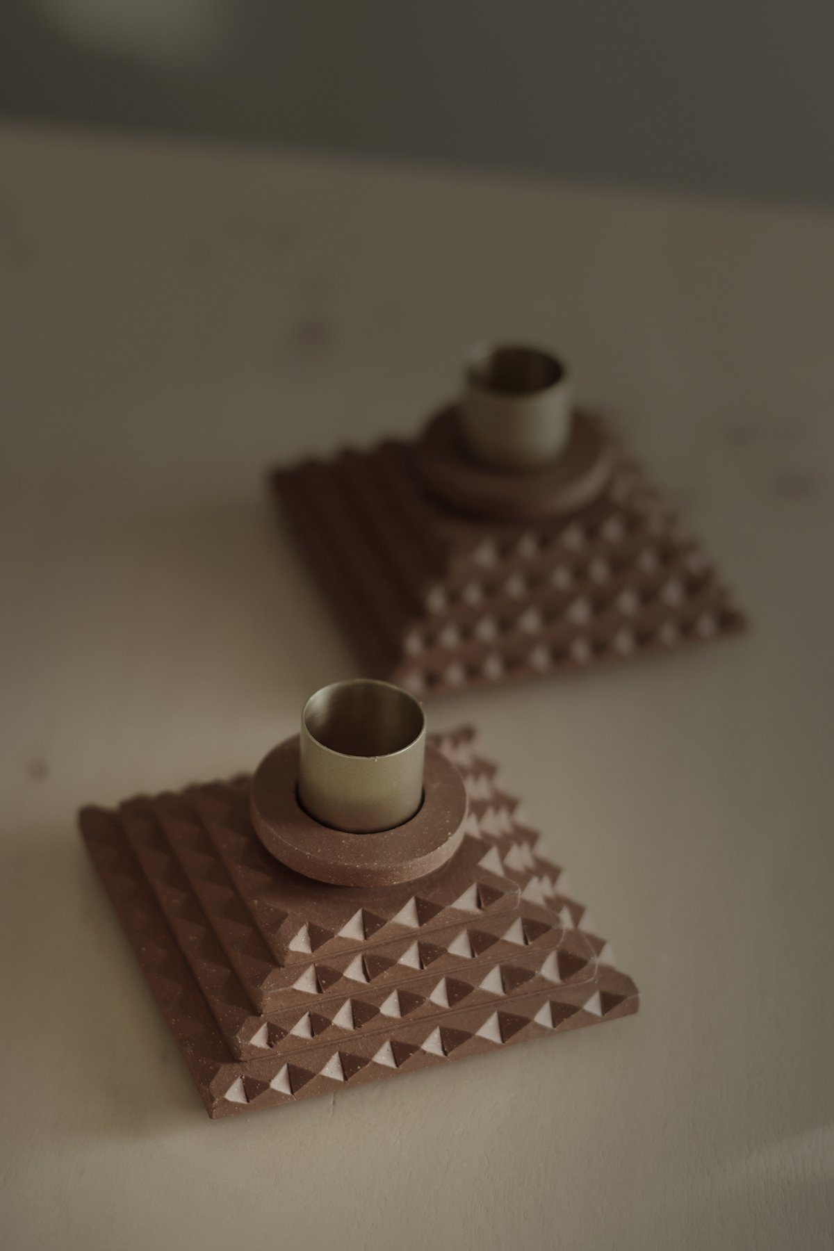 SquareCandlestickSet_detail1_web.jpg