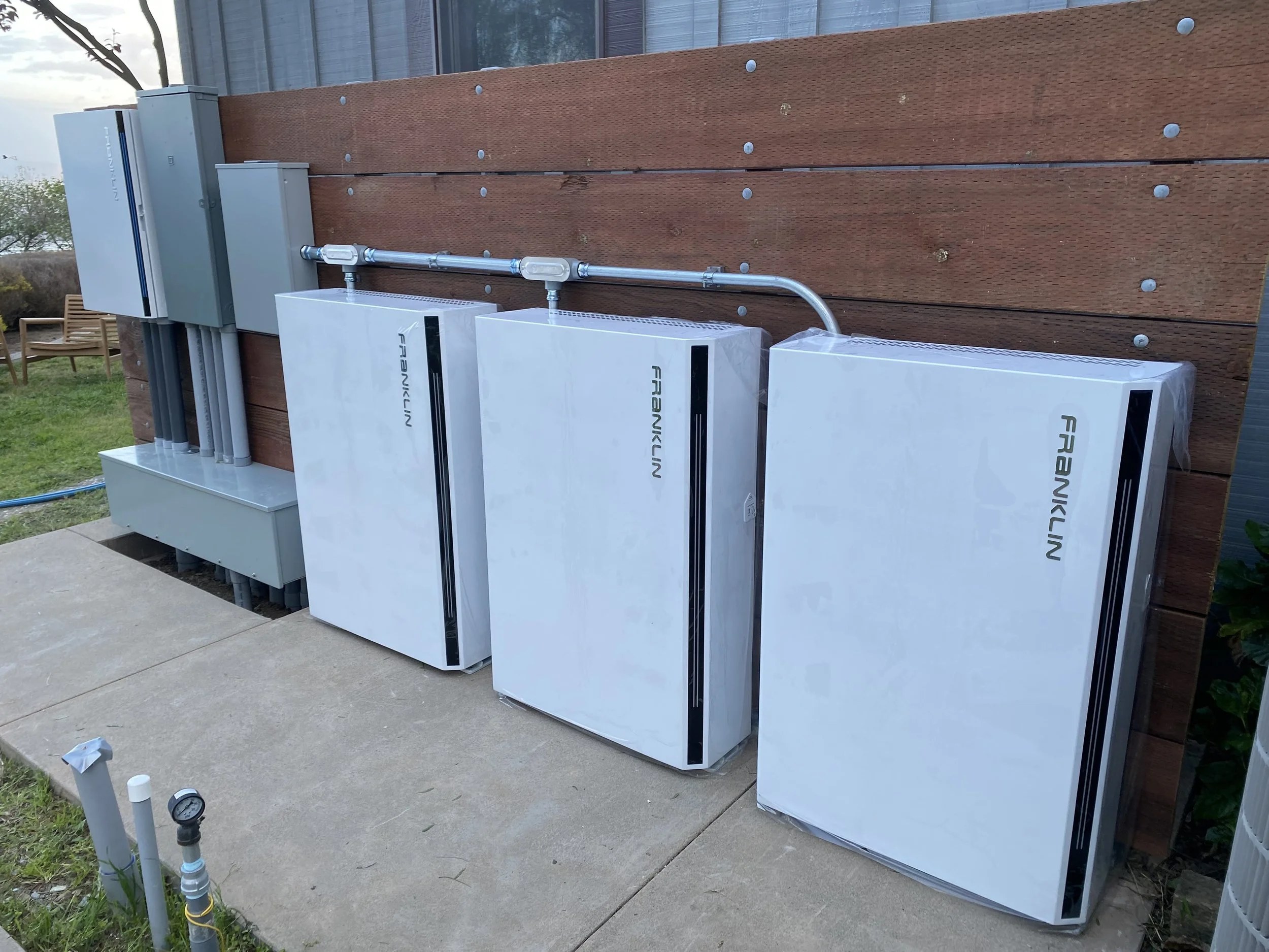 Tesla Powerwall, Lunar Energy, and Franklin WH battery backup installation. Keep the lights on and cut peak demand costs. Bay Area licensed installer.