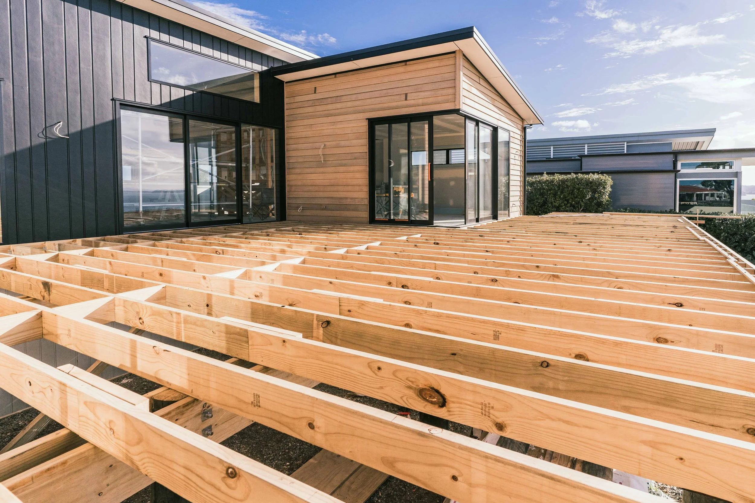 Decks/Hard Landscaping — Ze Build