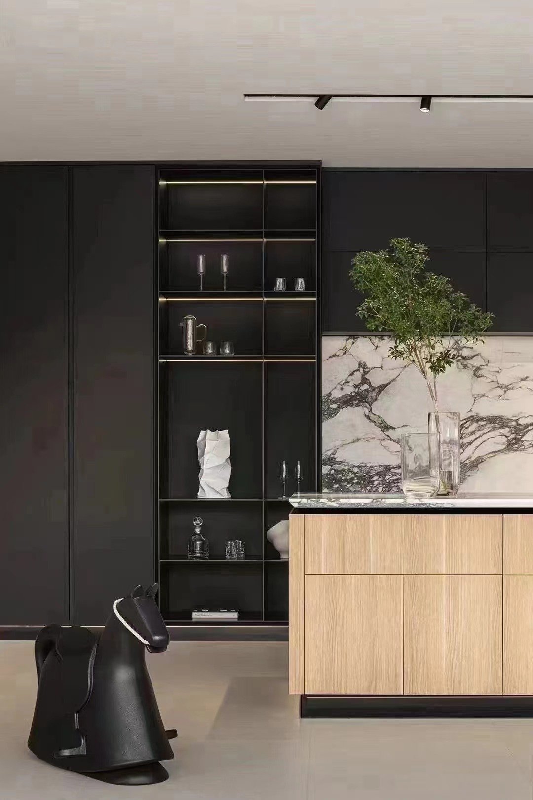 Luxury-home-microcement-opulent-finishes-sophisticated-design-elegant-decor (5) (1).jpg