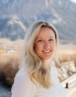 104930_admin_182217_agent_Erin Headshot.jpg