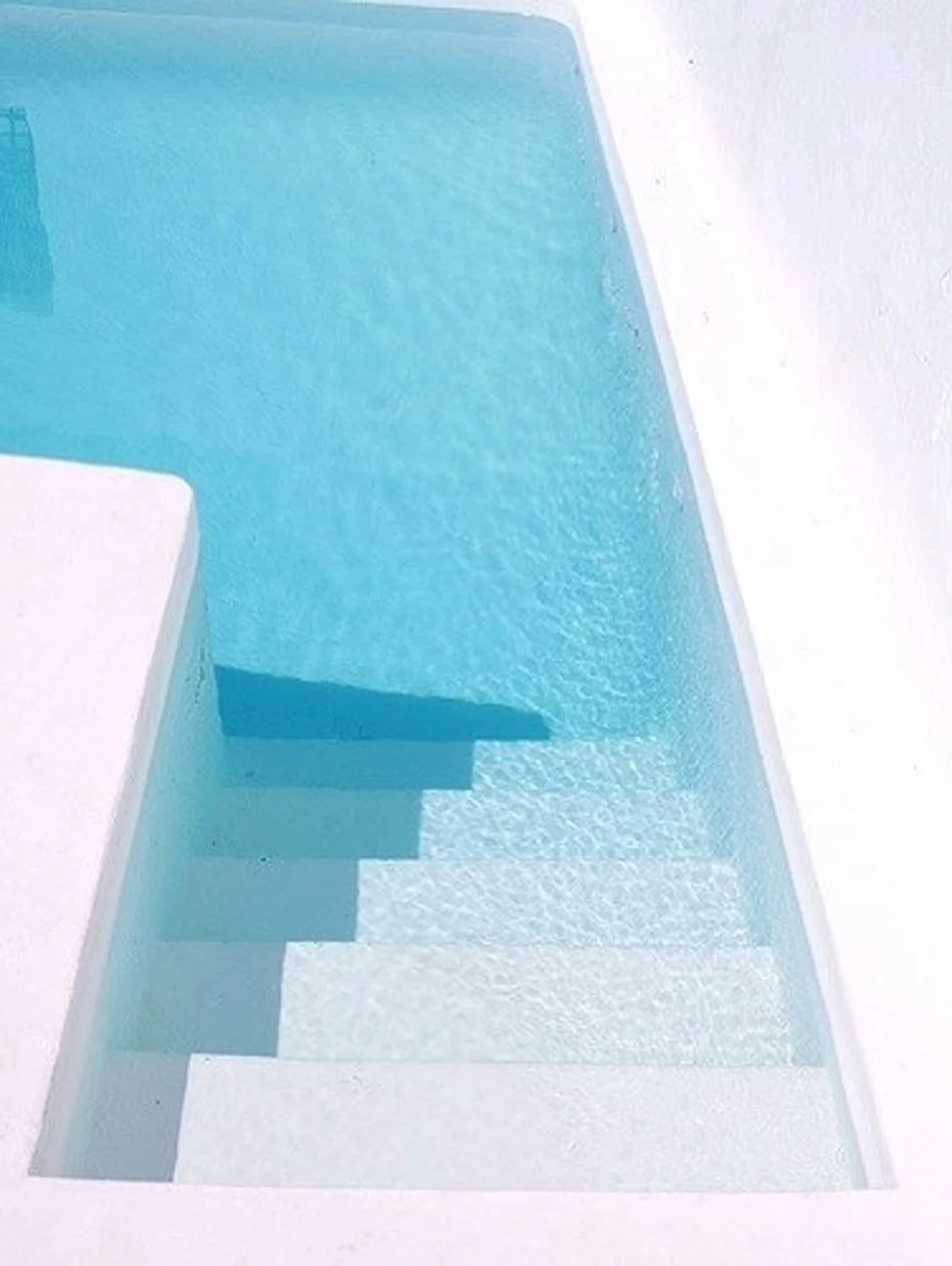 Poolside

#mediterraneantears

Credit: unknown