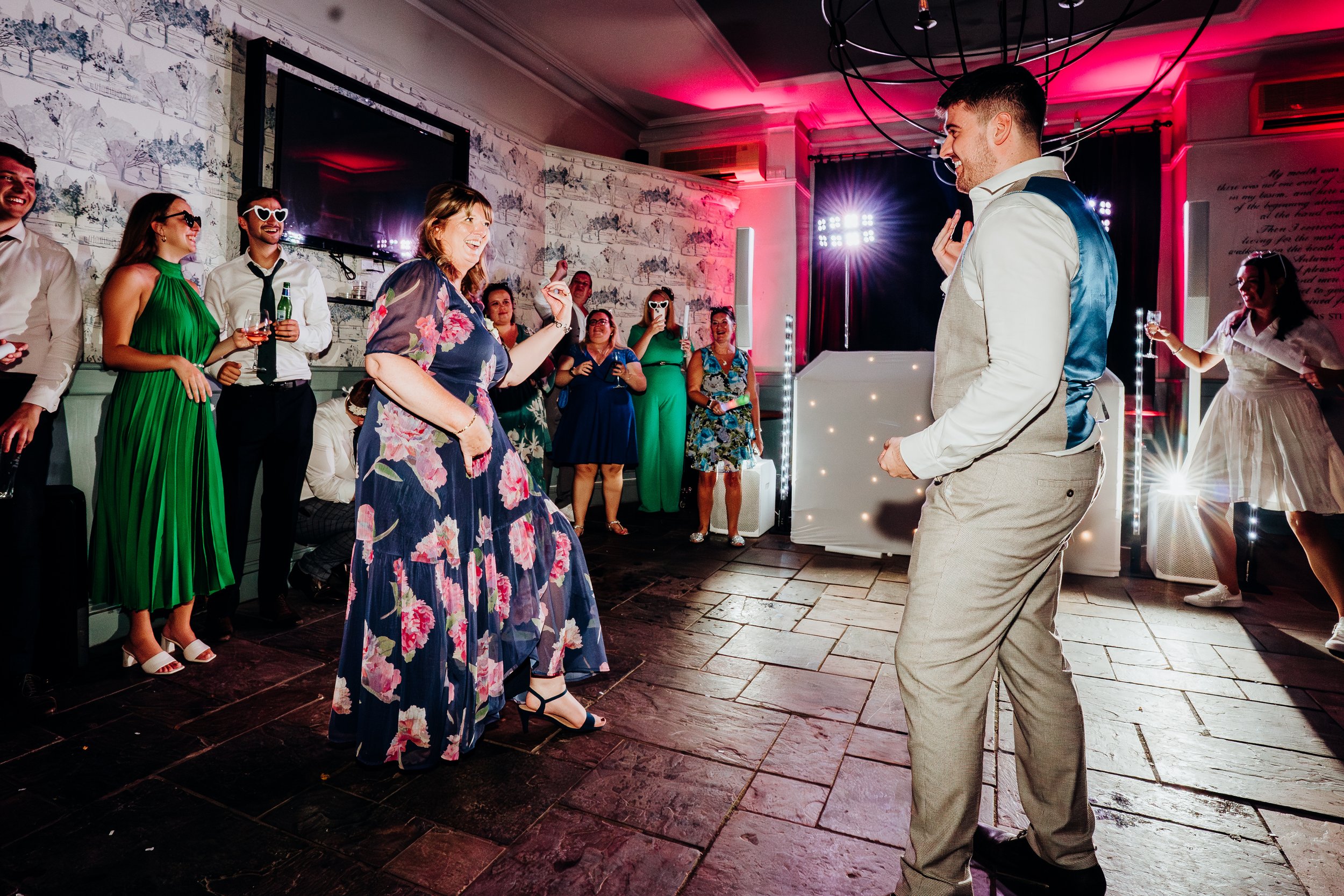 The Hand And Spear, Weybridge, Surrey Wedding
