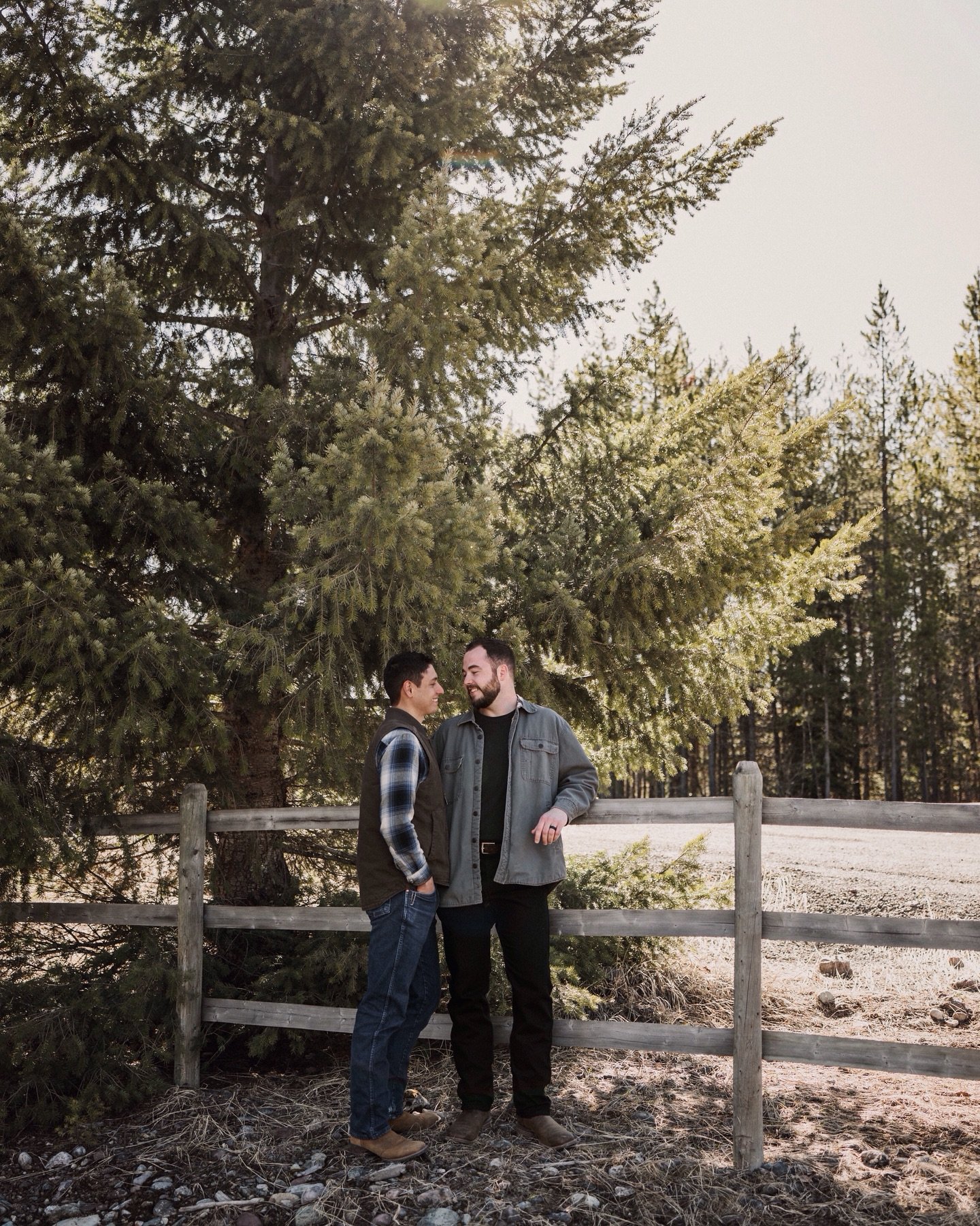 There is nothing like starting the shoot as strangers, and leaving as friends! Had the best time spending this fun afternoon with Kyle and Gabe