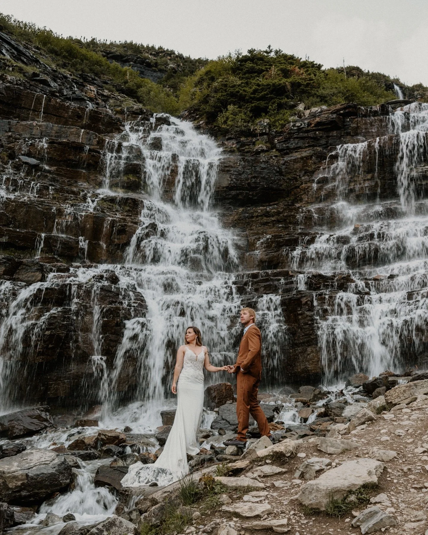 &ldquo;Do you want to elope in every national park in the US?&rdquo;
&ldquo;Yeah, let&rsquo;s do it&rdquo; 🏔️
.
.
.
#glaciernationalparkwedding
#glaciernationalparkphotographer
#glacierparkelopementphotographer
#montanaelopementphotographer 
#montan