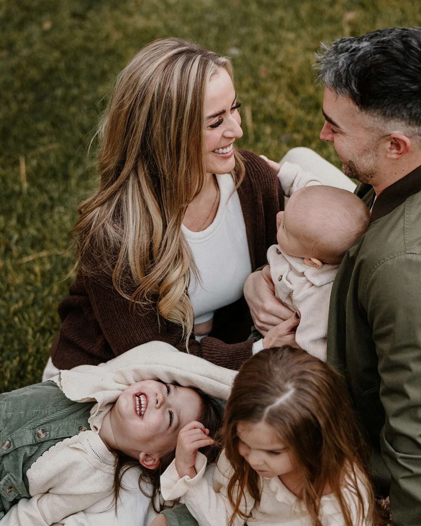 This is what &ldquo;full circle&rdquo; looks like.
From one&hellip; to two&hellip; to three kids later &mdash; and I&rsquo;ve been there to freeze every chapter. Forever grateful for families who let me grow alongside them 🤍