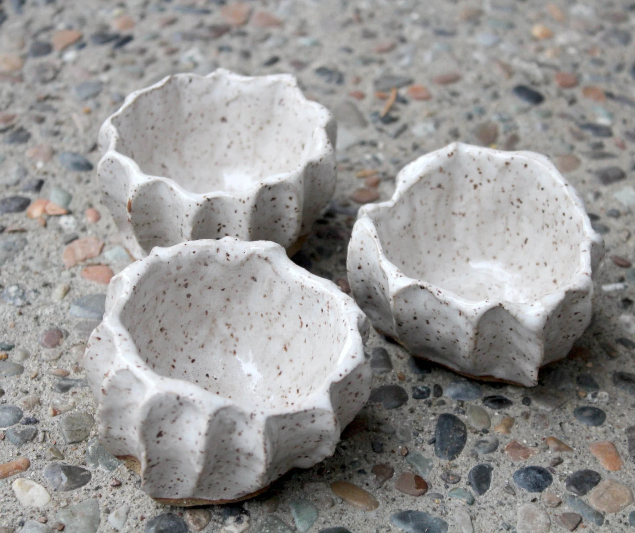 bowls - tiny scalloped.jpg