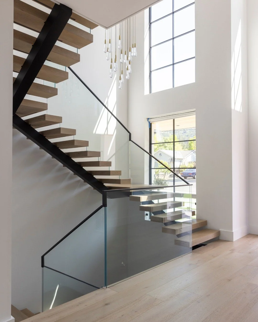 When modern design is done well, it should feel anything but sterile. For our #ModernDepth project, we leaned into contrast and mood to give the architecture weight and warmth. Darker tones, layered materials, and thoughtful details brought a sense o