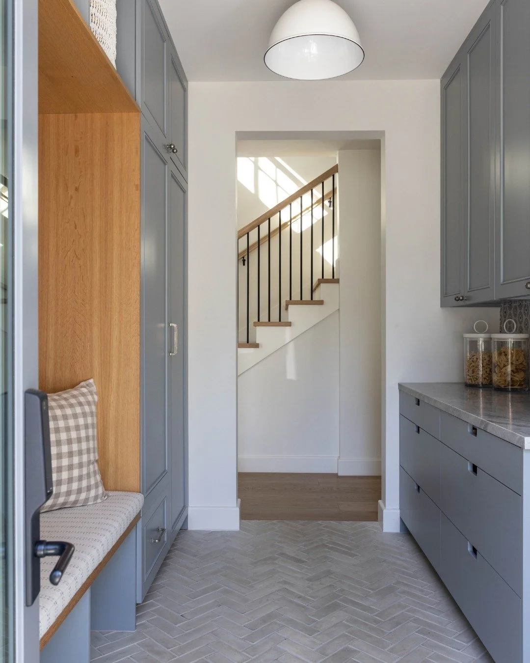 Currently crushing on blue cabinetry. 🩵 

Photography: @sencreativeco
Builder: Campi Development
Architect: Kohlsaat &amp; Associates

#TimelessElegance #bluecabinetry #kitcheninspiration #mudroominspiration #bayareainteriordesigner