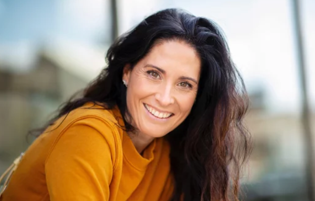 Best Anti-Aging Hairstyles Alexandria | Youthful Cuts for Your Face Shape