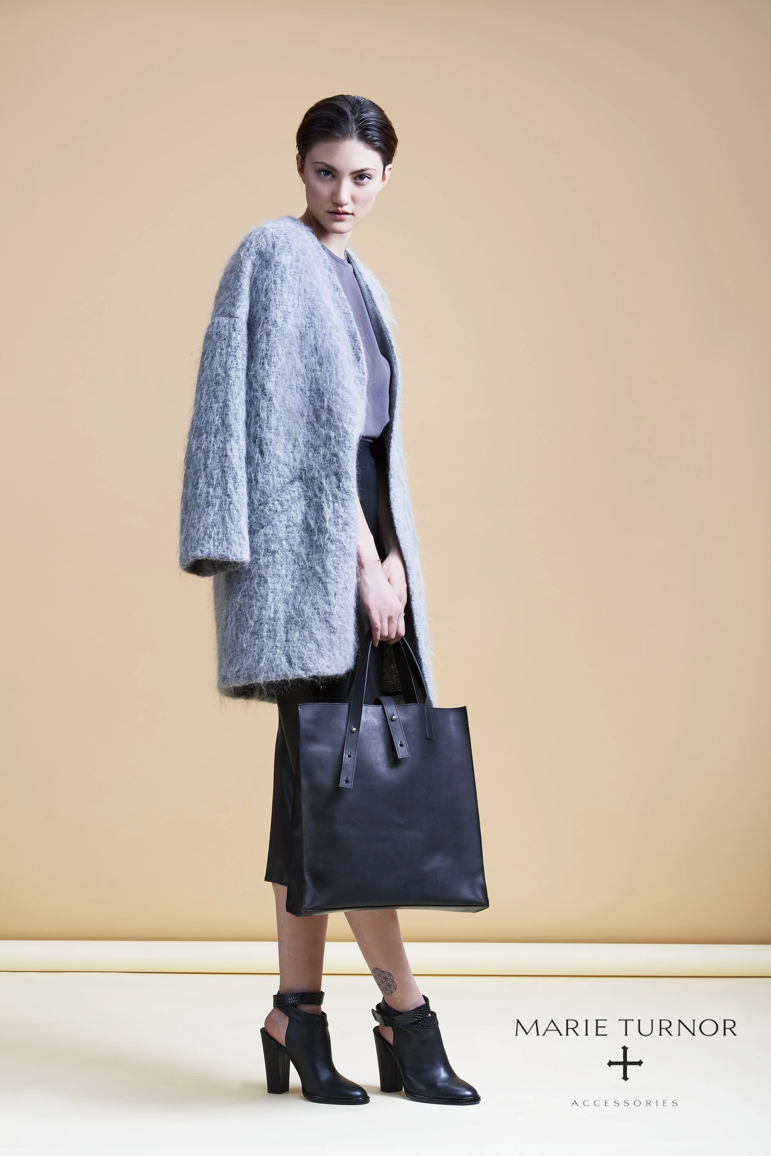 MarieTurnor_TheTraderToteFW2015.jpg