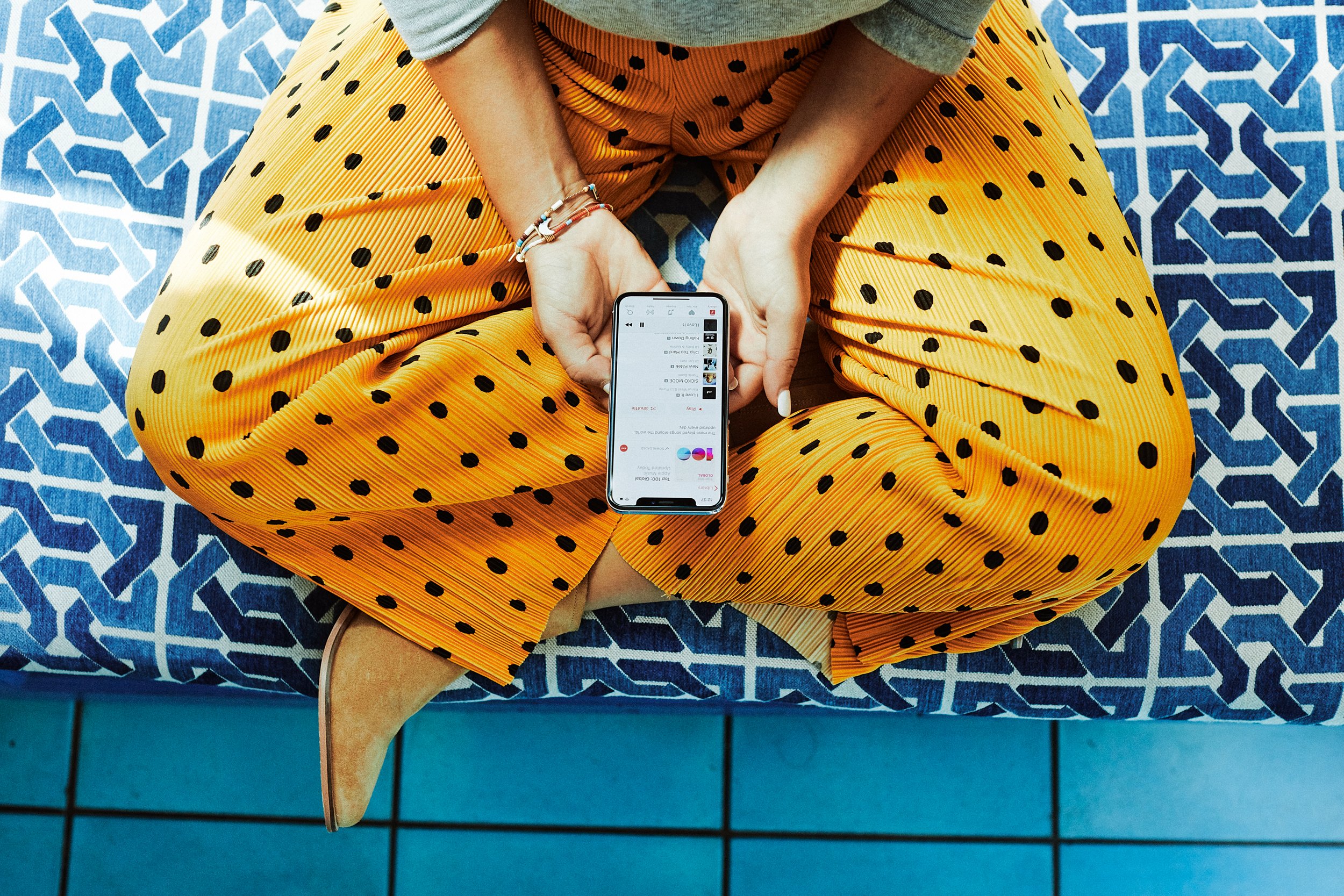 ZAC_APPLE MUSIC-15.jpg