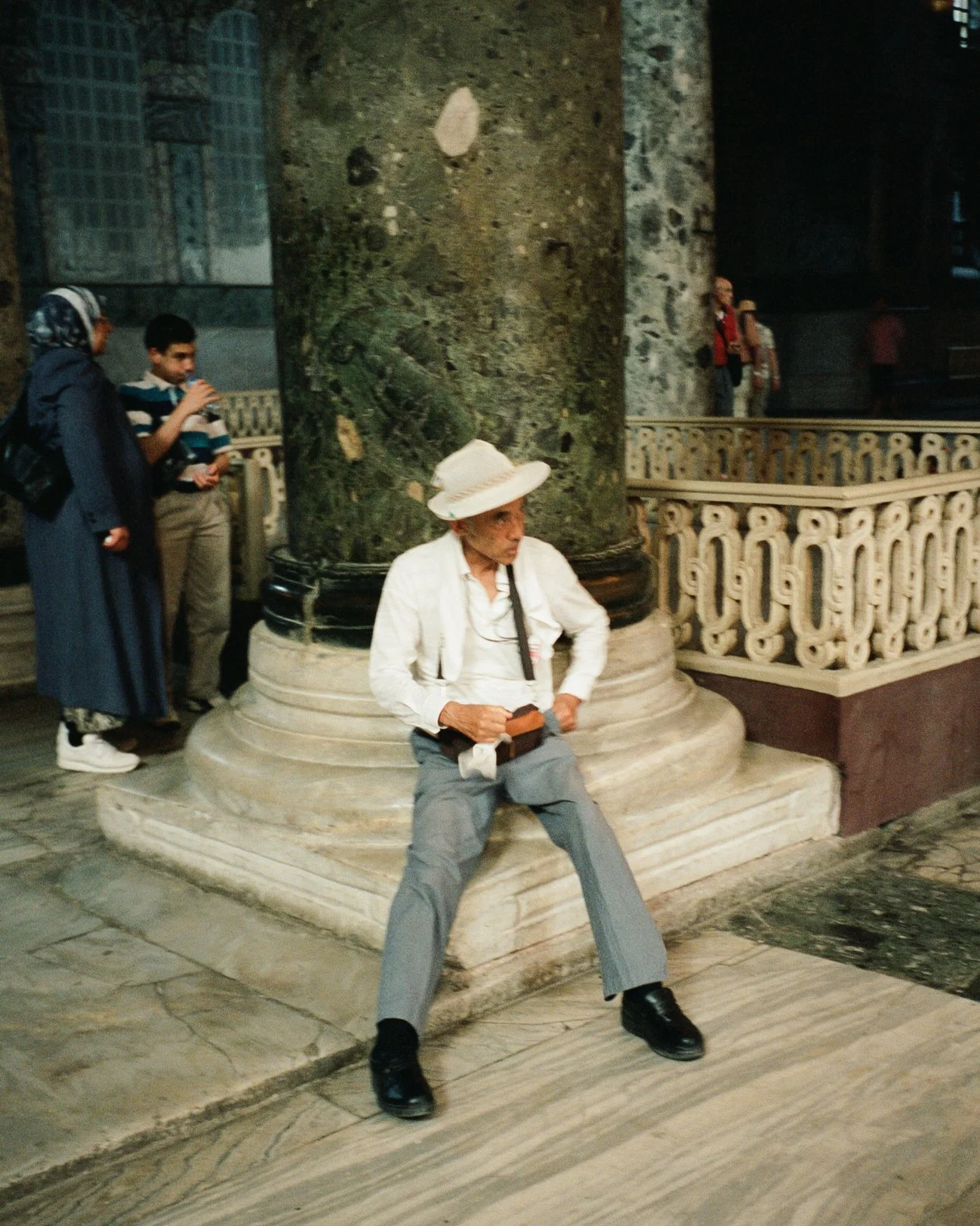 000013140016-E.jpg