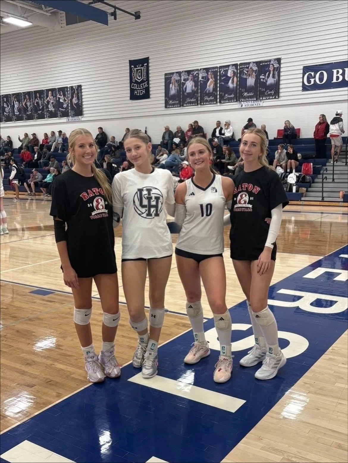 Skyline athletes came to play at last nights match between University and Eaton! 💙💙Go Skyline💙💙

16 Royal players Elianna Baessler, Carigen Lucero, Elle Walker, and Cici Reynolds!
