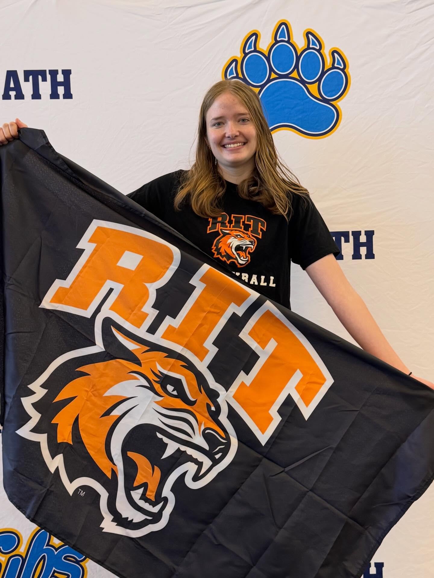 Huge congrats to 18 Royal athlete Erin Lock on singing with RIT! Go Tigers 🐅🧡