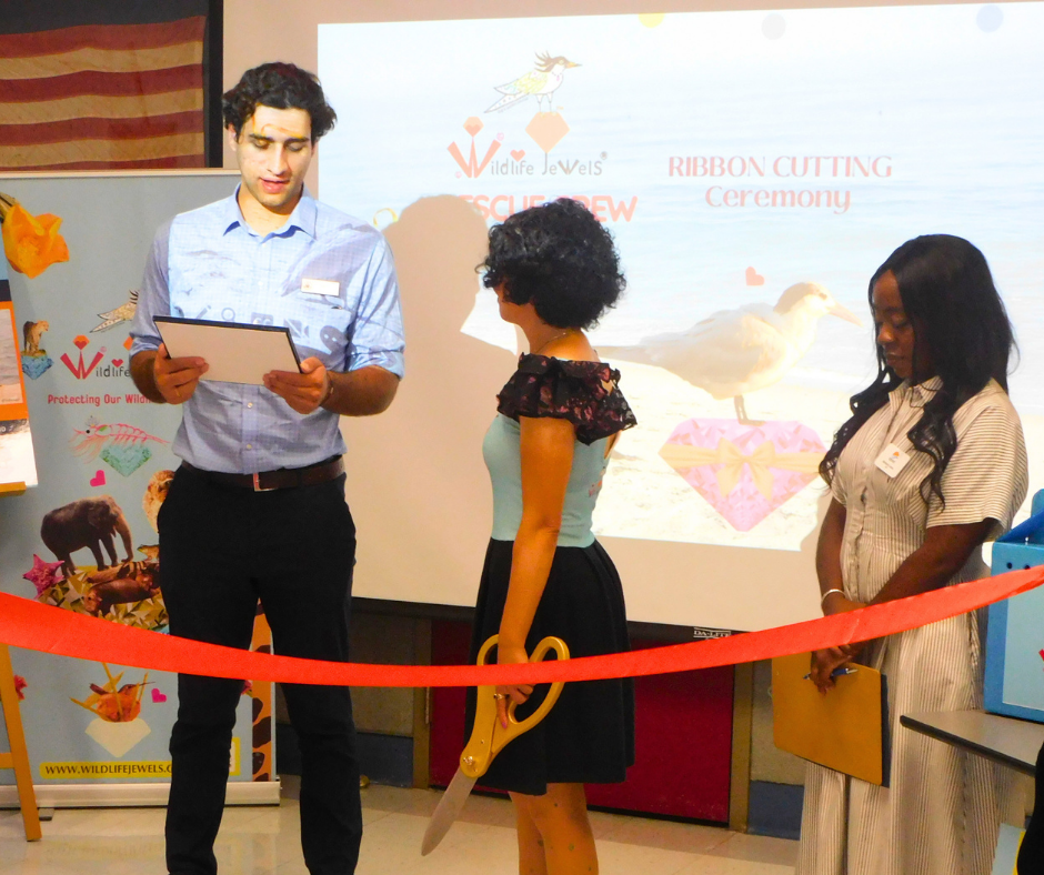 Wildlife Jewels Rescue Crew Ribbon Cutting-31.png