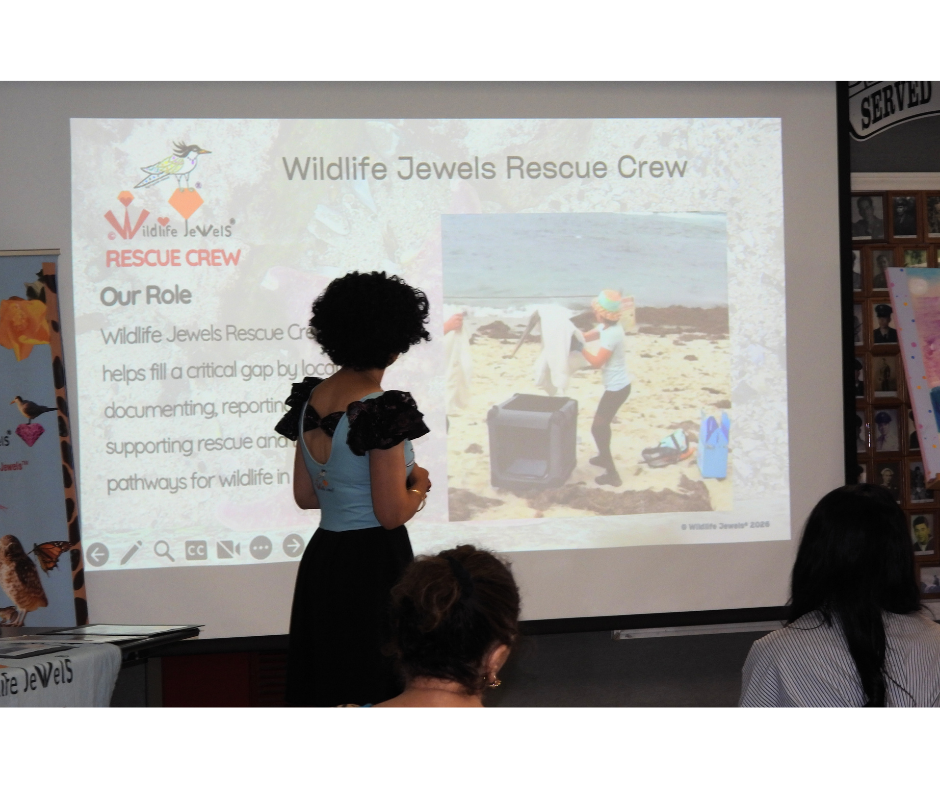Wildlife Jewels Rescue Crew Ribbon Cutting-25.png