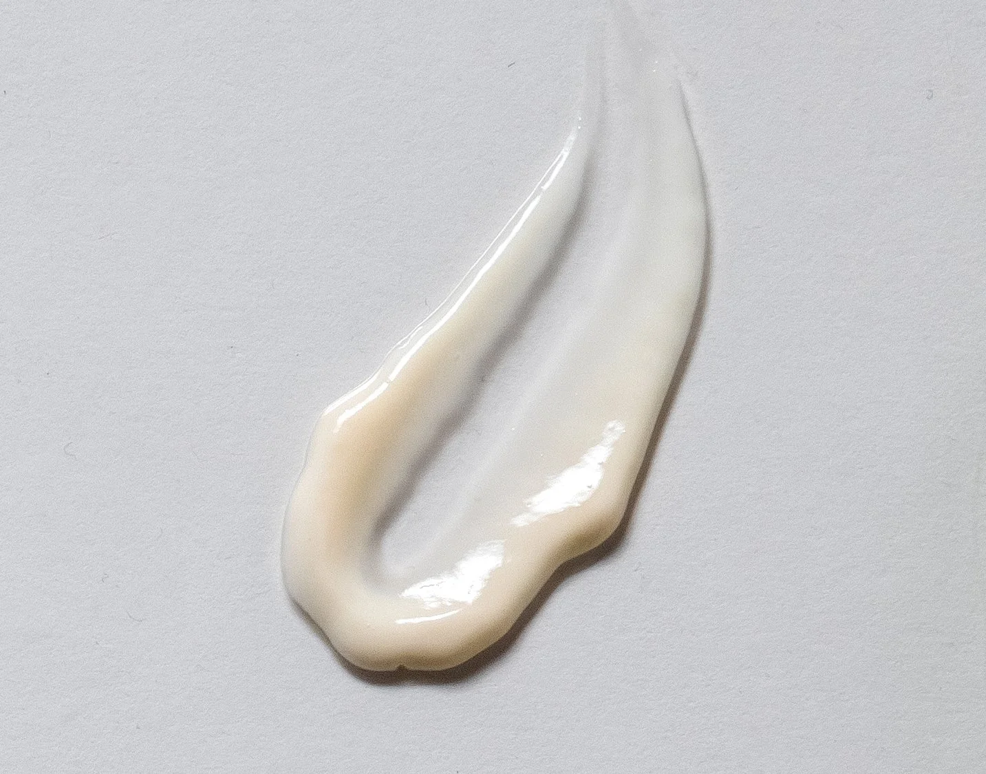 Tri-Peptide_Eye_Cream_Smear.jpg