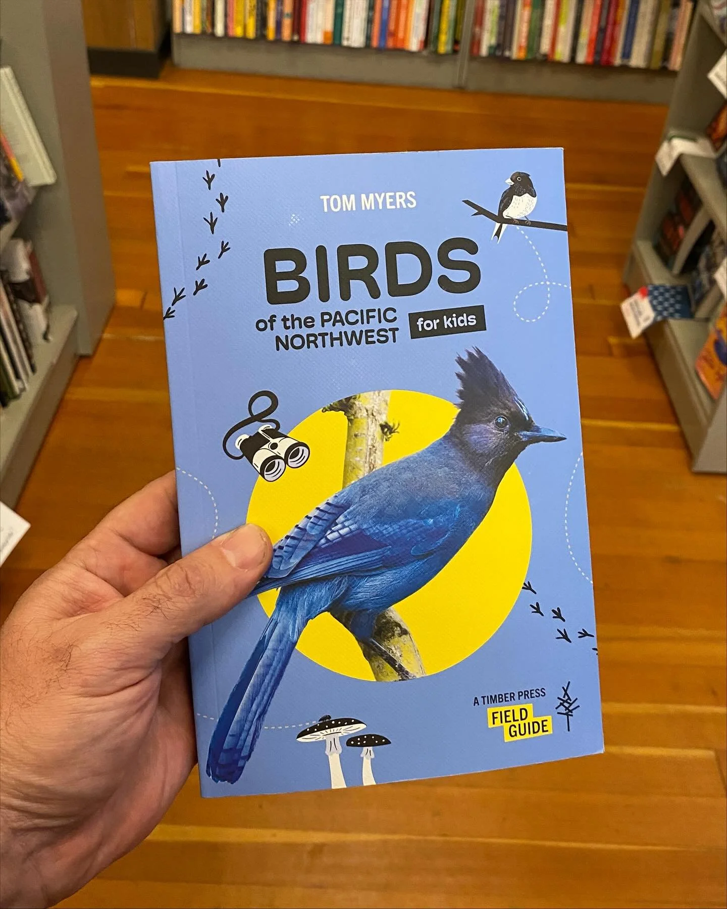 Upcoming book events:

This Saturday, Nov. 8th, at 11:00am at the St Helens Library! 

Saturday, Nov. 15th at 11:00am at the
Bird Alliance of Oregon&rsquo;s Nature Store!
@birdallianceoforegon 

Sunday, Dec. 7th from 11:00am-3:00pm
at the Wild Arts F