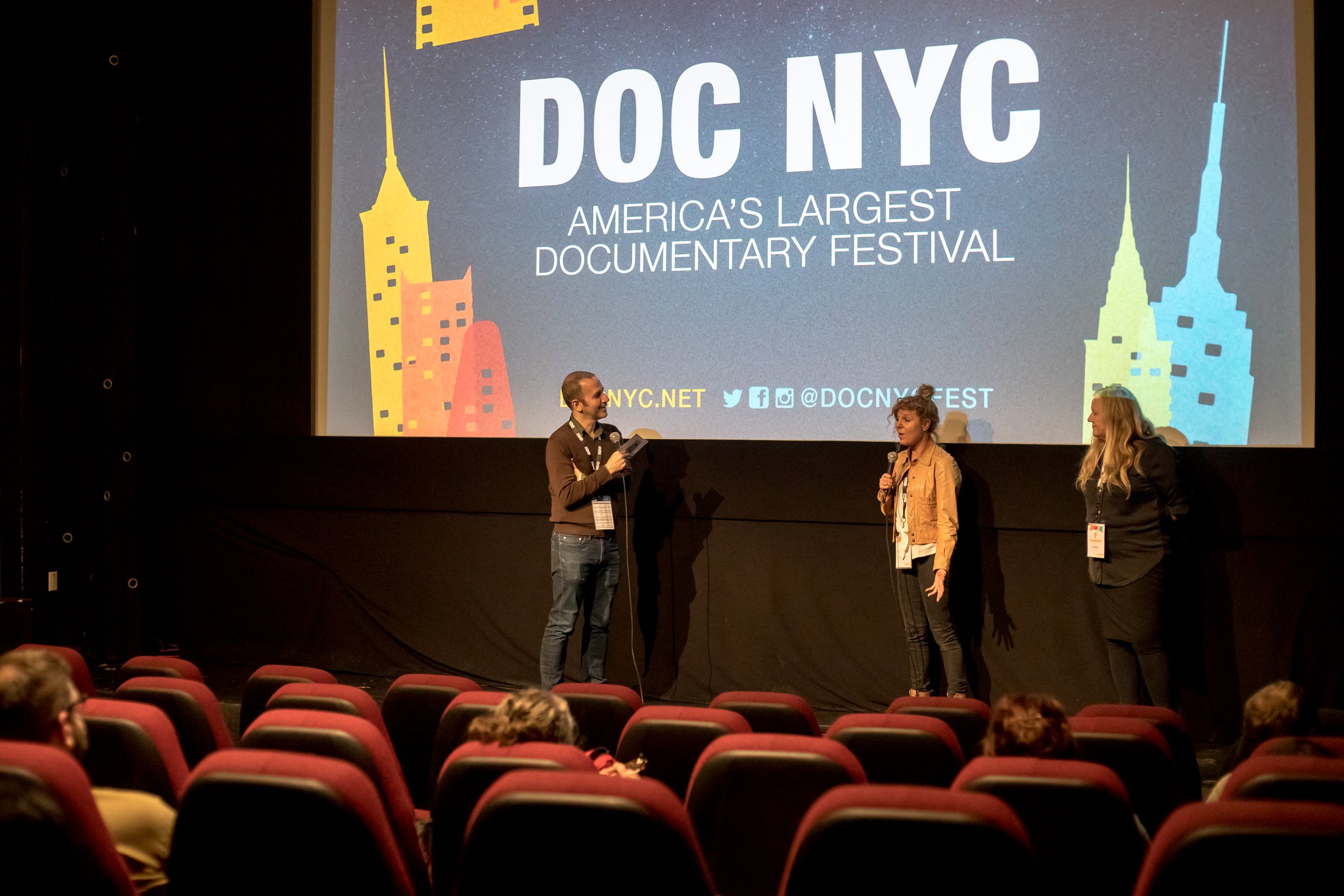 docnyc2017_-the_pink_house_20171116_rodrigo_fredes-04_38466647651_o.jpg