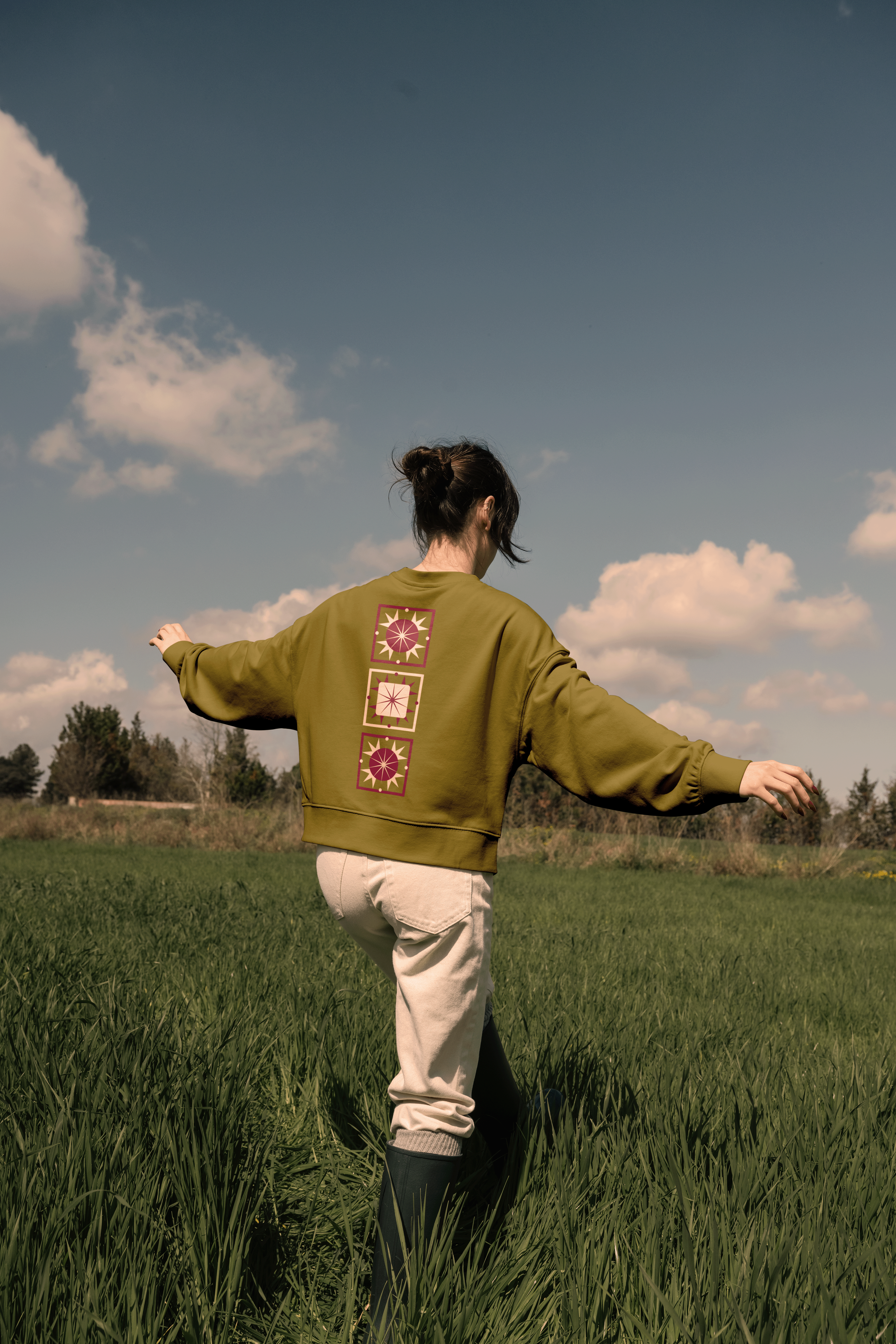 Sweatshirt
