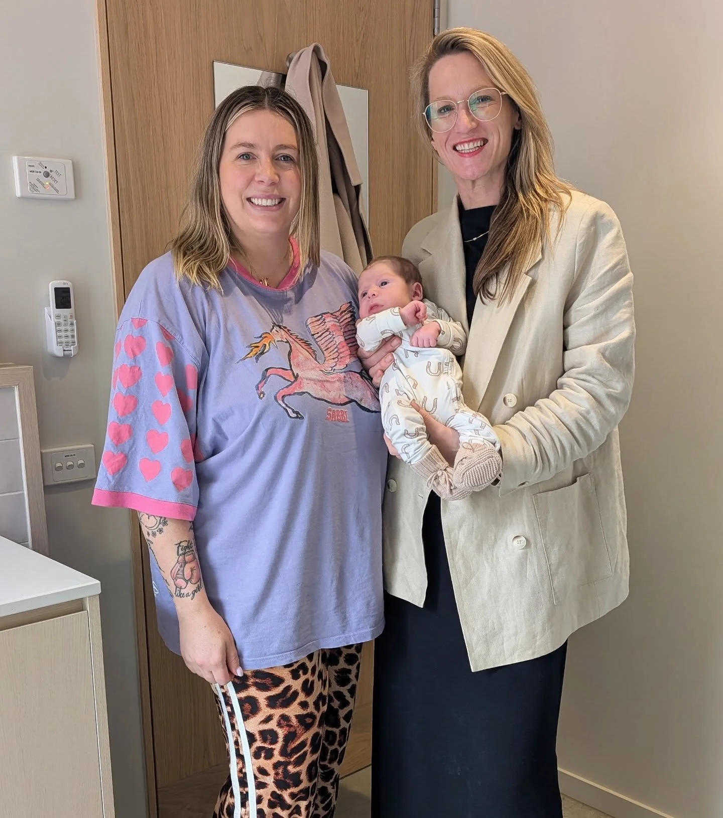 Baby Memphis, before and after ✨

Katie and Josh welcomed baby Memphis to their family recently, shortly after their fourth 'baby' Betty arrived!
 
Thank you Katie for trusting us with the care of your pregnancy and birth. 

It was an absolute deligh