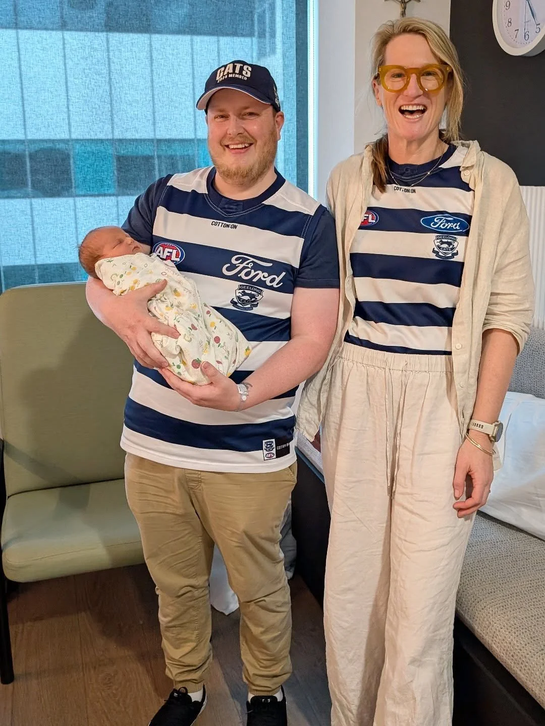 Geelong's newest Cats supporter baby Hank is ready to watch the game today!

We love the excitement in Geelong during Grand Final week, and we hope this week's Berth babies and future AFL and AFLW supporters are born in a week to remember. 

Go Cats 