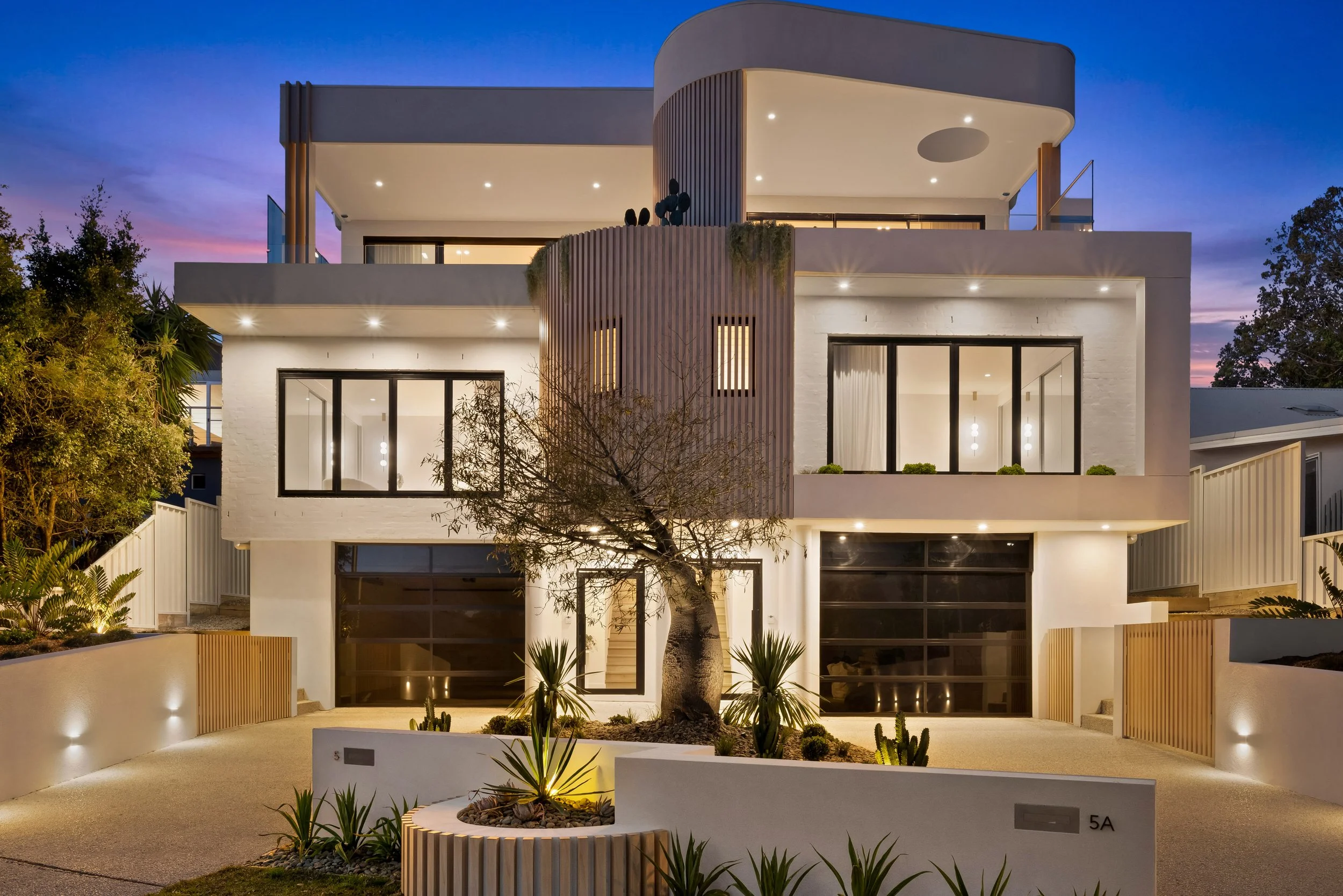 Dusk_5 Riverleigh Ave, Gerroa-1.jpg