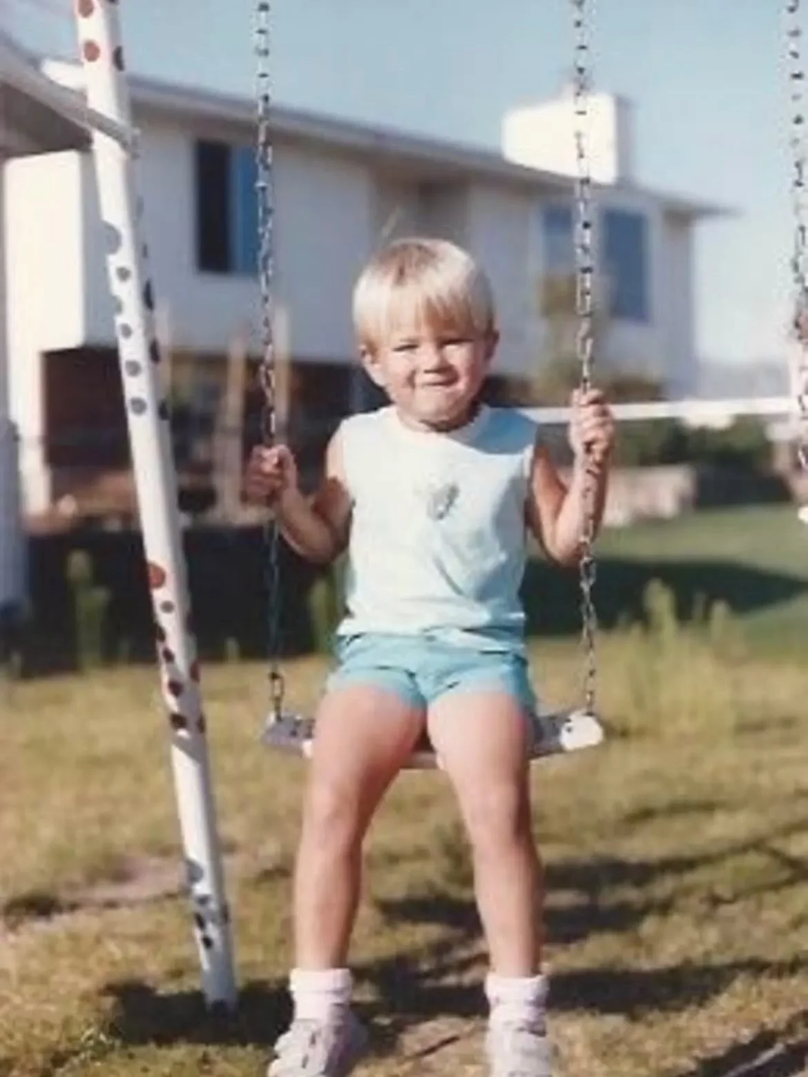 My birthday straight up sucked (most of it anyway). 

Grief doesn&rsquo;t take a holiday. 
Grief doesn&rsquo;t care if it&rsquo;s your birthday. 
Grief just shows up whenever it wants. Like lice or hospital bills. 

Today I cried in my car. And in th