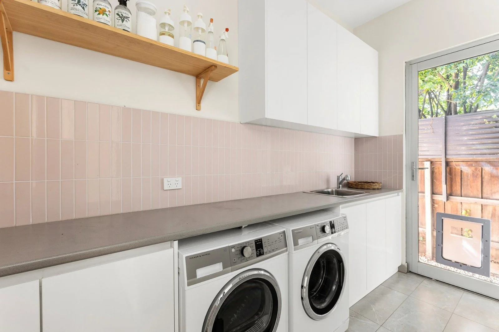 Lisson Laundry.jpg