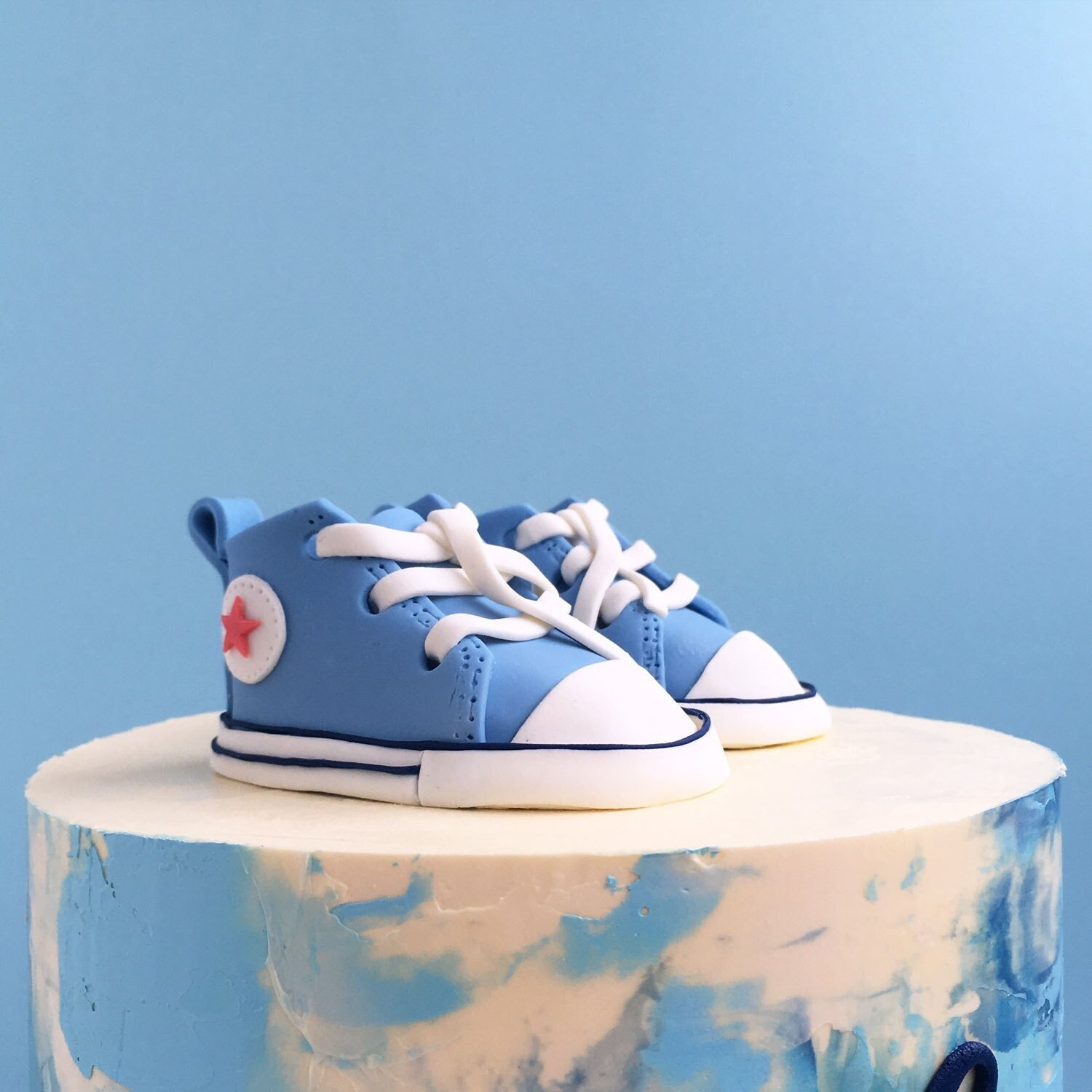 Converse Chuck Taylor Specialty baby sneaker cake topper set for all the Chuck Taylor fans