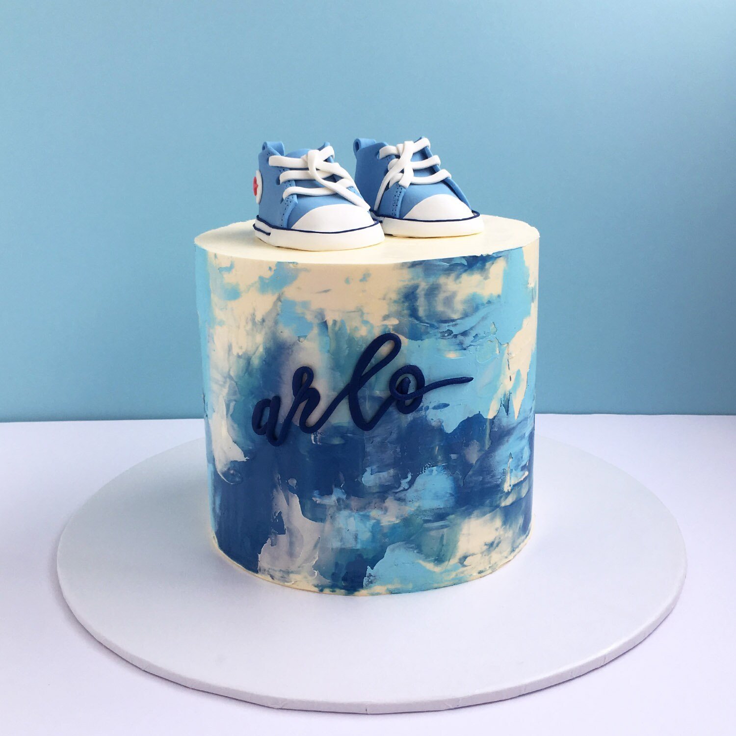 Converse Chuck Taylor Specialty baby sneaker cake topper set for all the Chuck Taylor fans