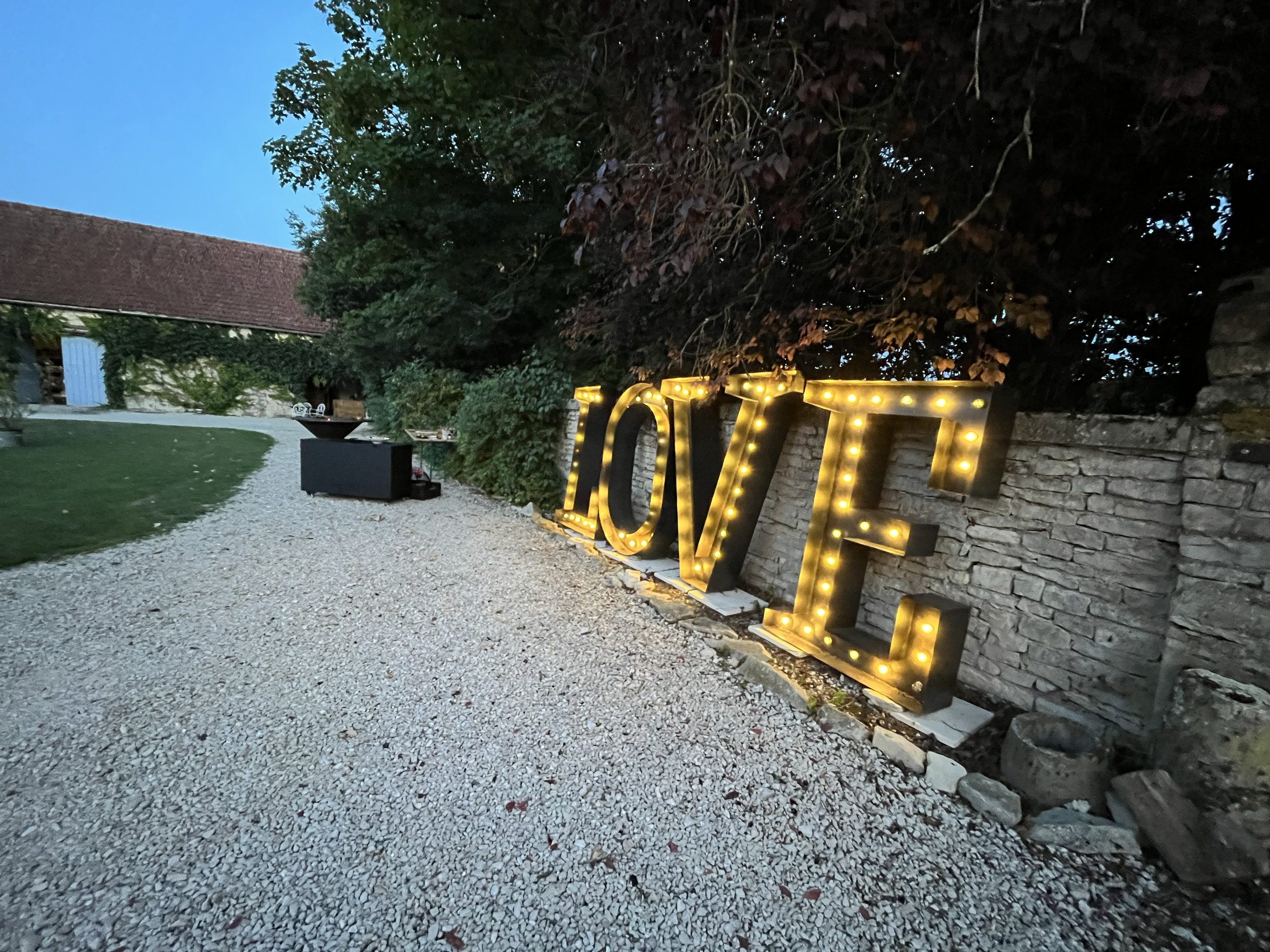 V & L - Champagne, France