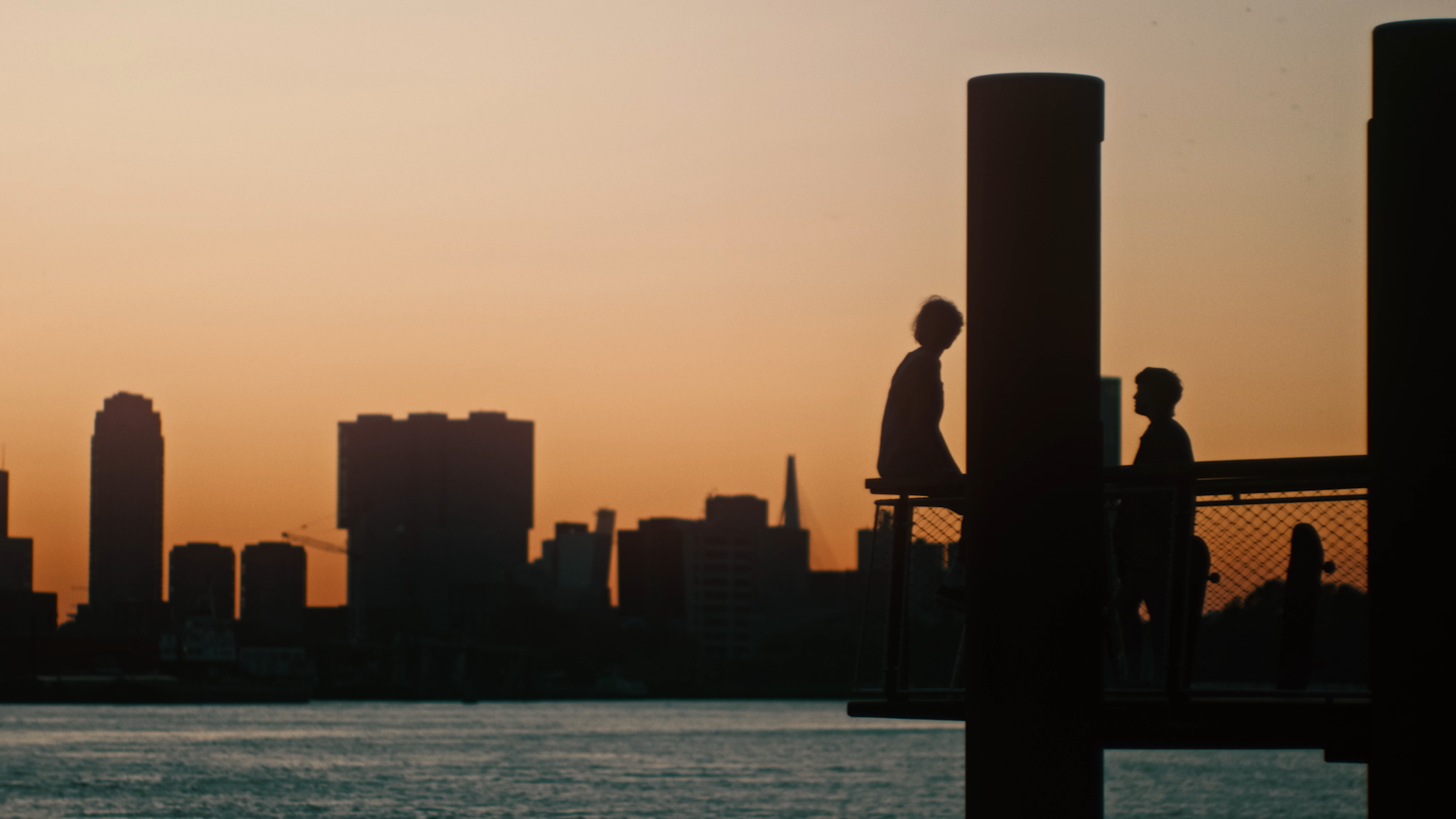 210111-Endless_Sunday_final - 4K.00_00_54_09.Still048.png