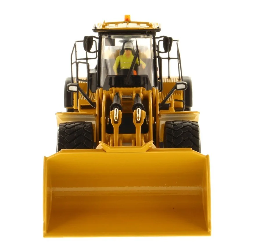 Cat 657G Wheel Tractor Scraper — Motor-Rific