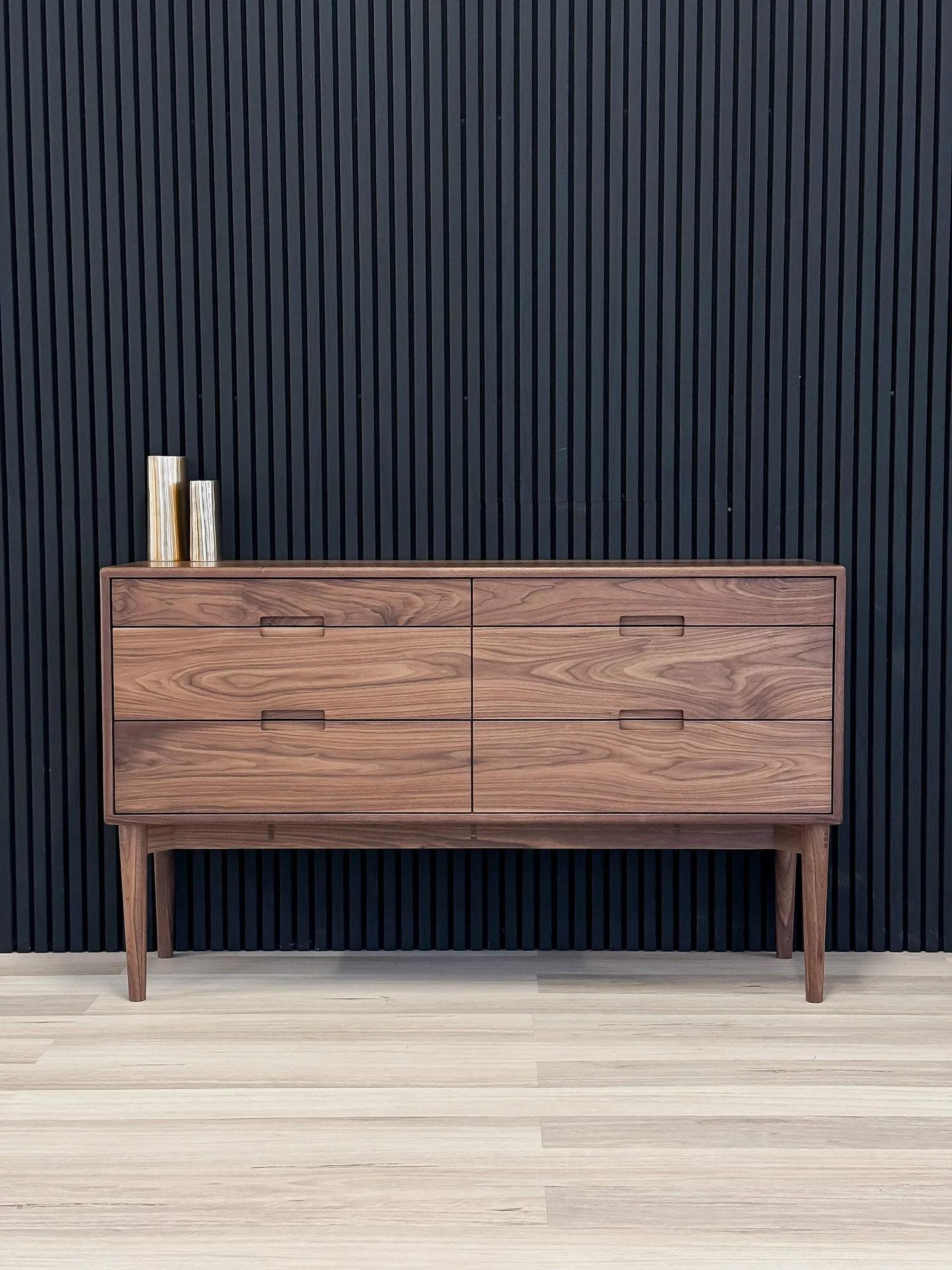 sideboard-rivadavia-american-walnut-sydney-II.jpg