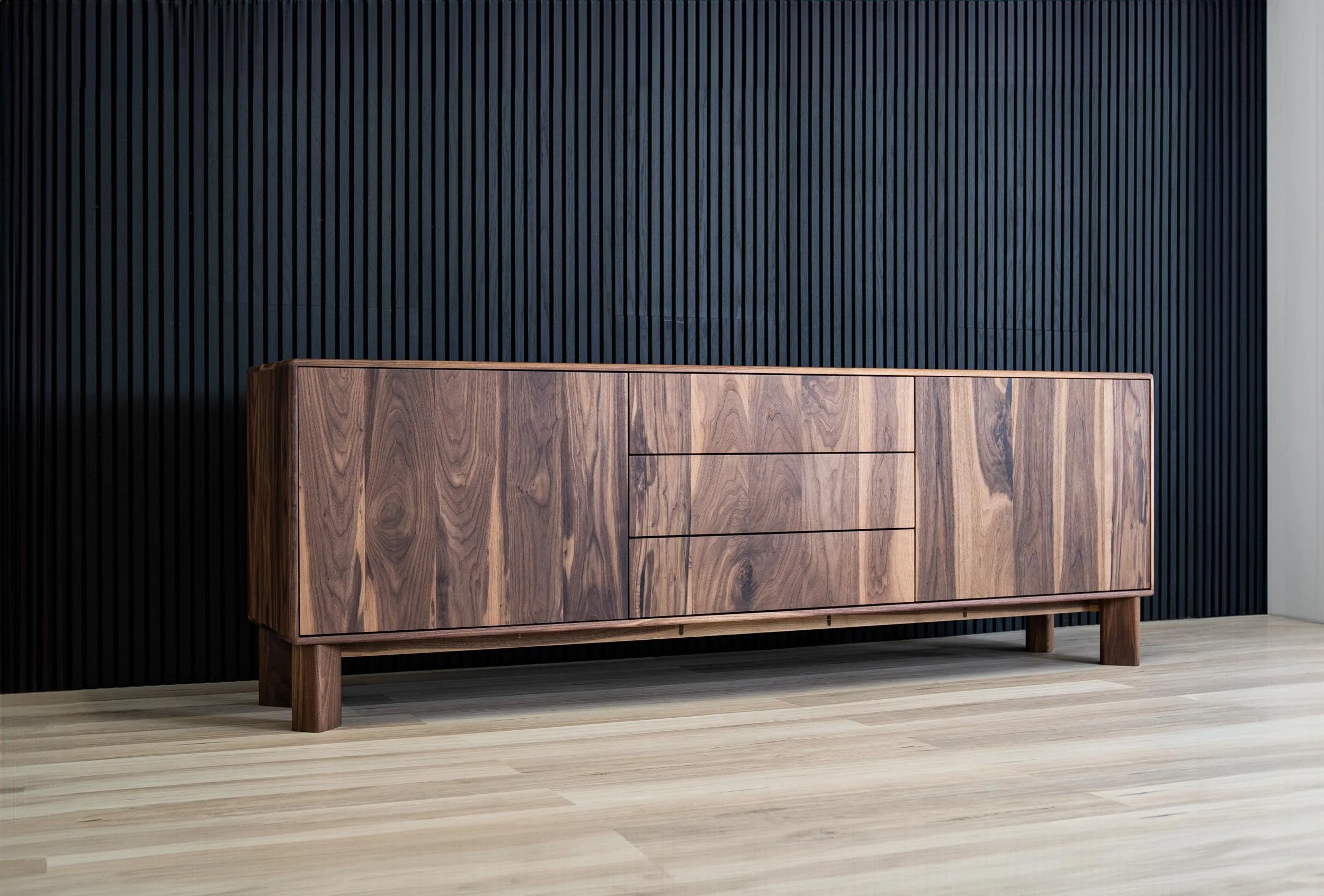sideboard-rivadavia-american-walnut-sydney-II.jpg