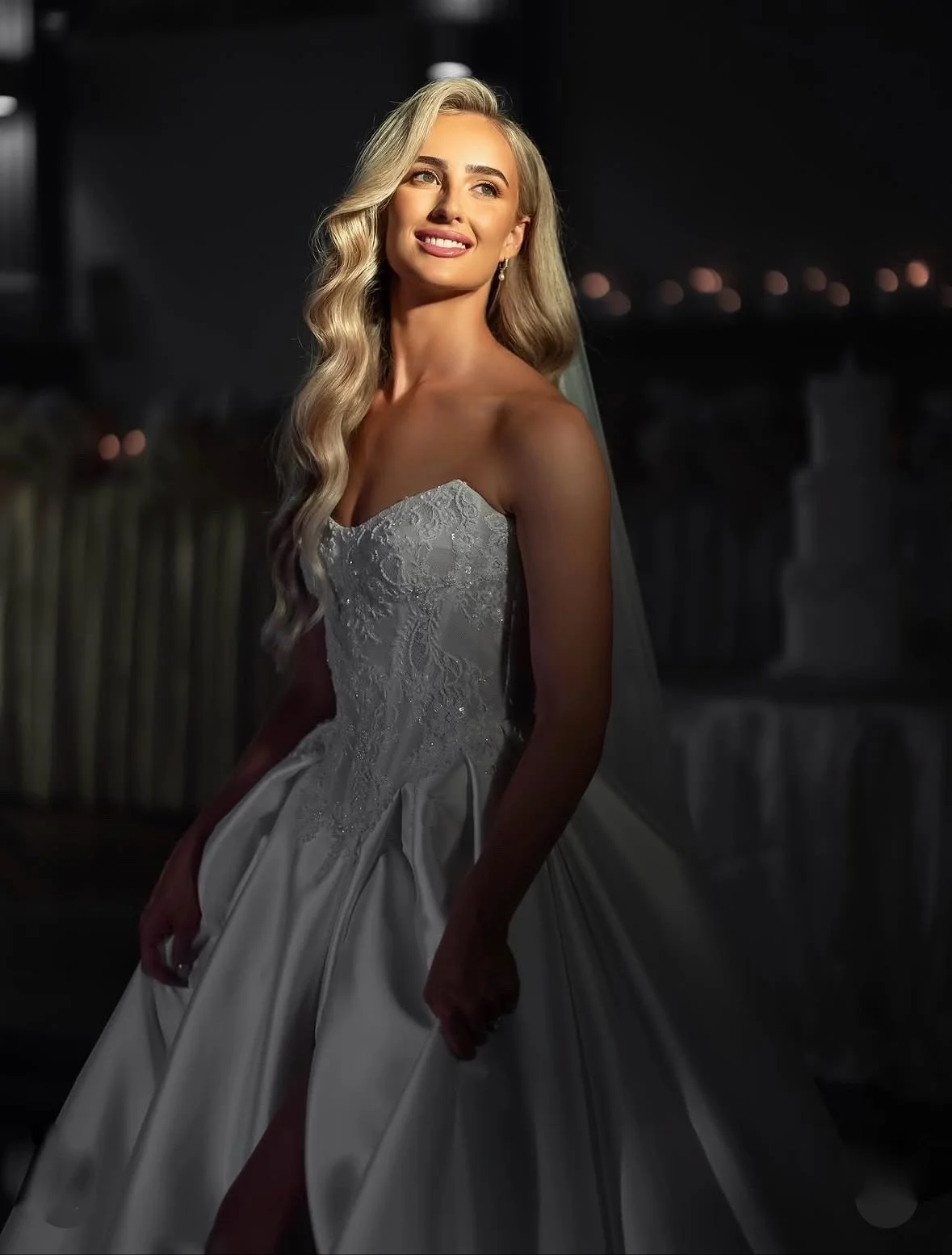 Glow for this stunning girl @__f.e.l.i.c.i.t.y_ 

Captured by @emiliobphotography 

#madetoglowtans