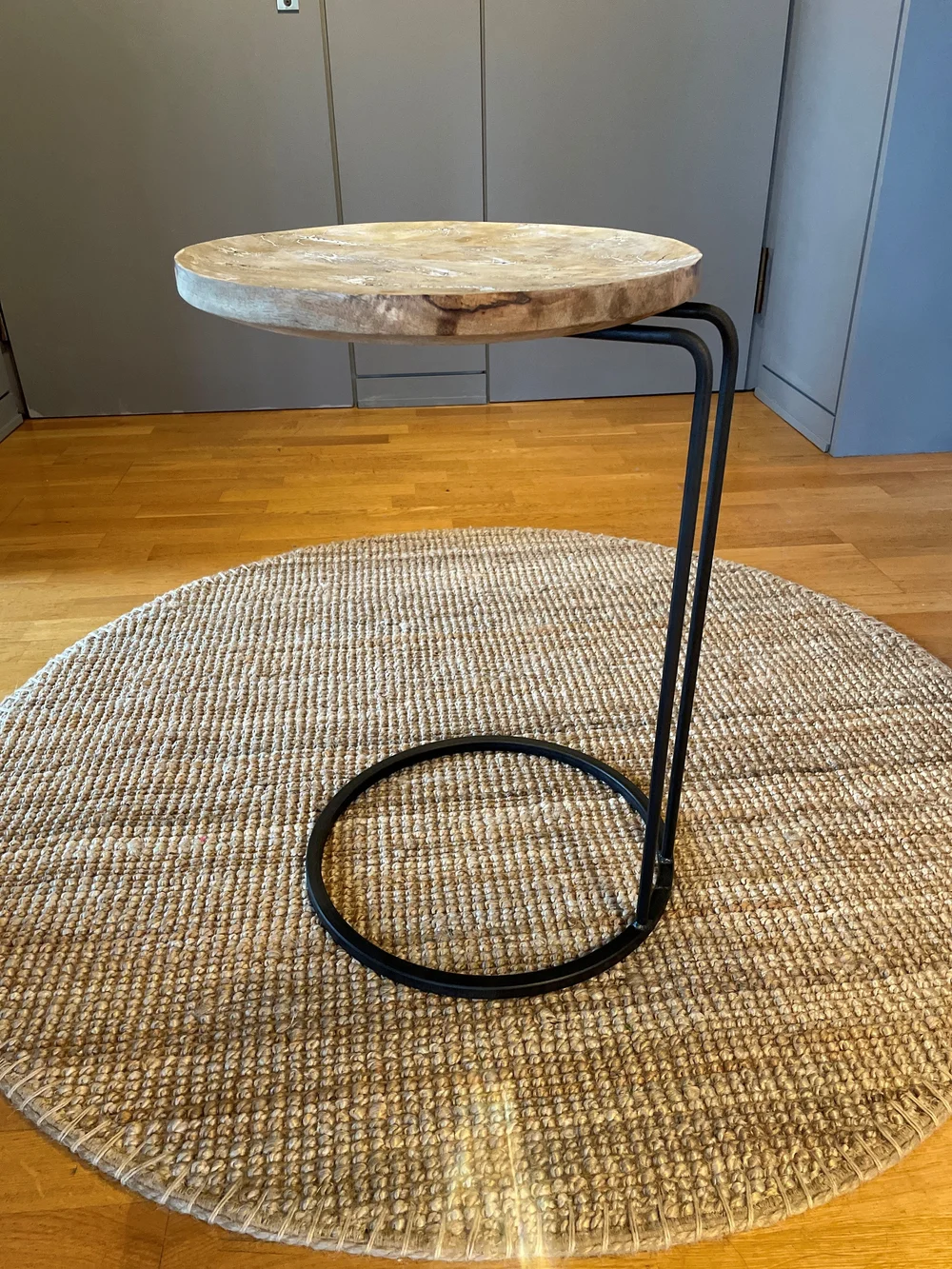 Beistelltisch — BLUMEN KAMANN