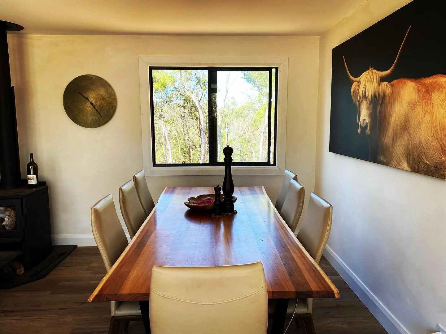 Excited to announce I am back on-site - starting up again with smaller projects.
Please don&rsquo;t hesitate to reach out if you have an inquiry
#fixout #finishcarpentry #highlandercow #tinyhouse