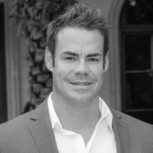 Jason Lynn Headshot.jpg