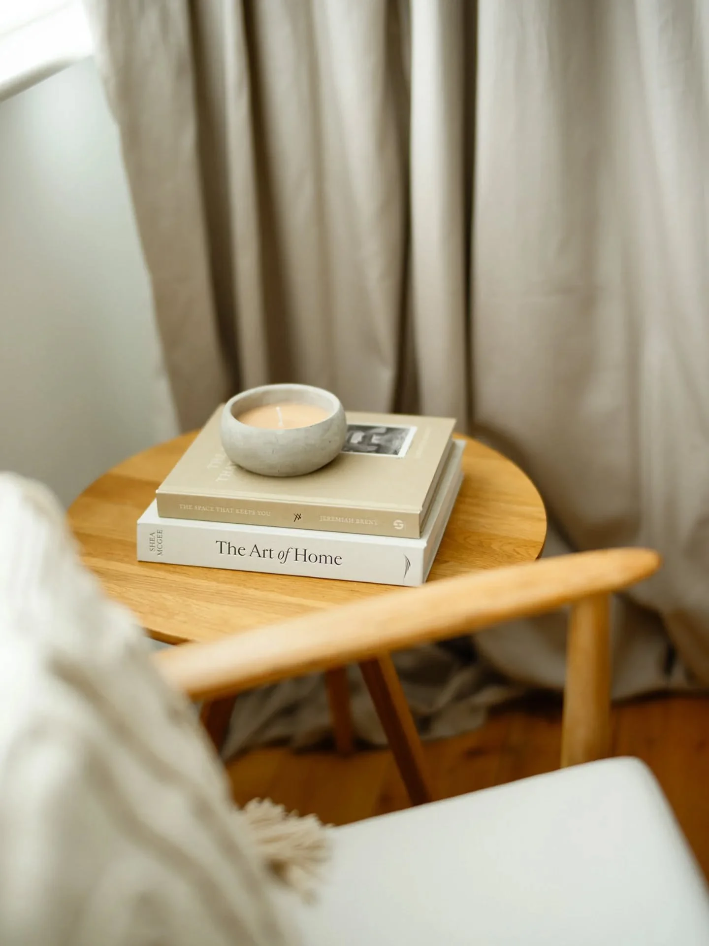 Slow morning at home.. coffee, book, kids playing around. That's all is needed for now. 

Photo @story.bord 

#interiors #interiordesign #interiorstyling #homedecor #homestyling