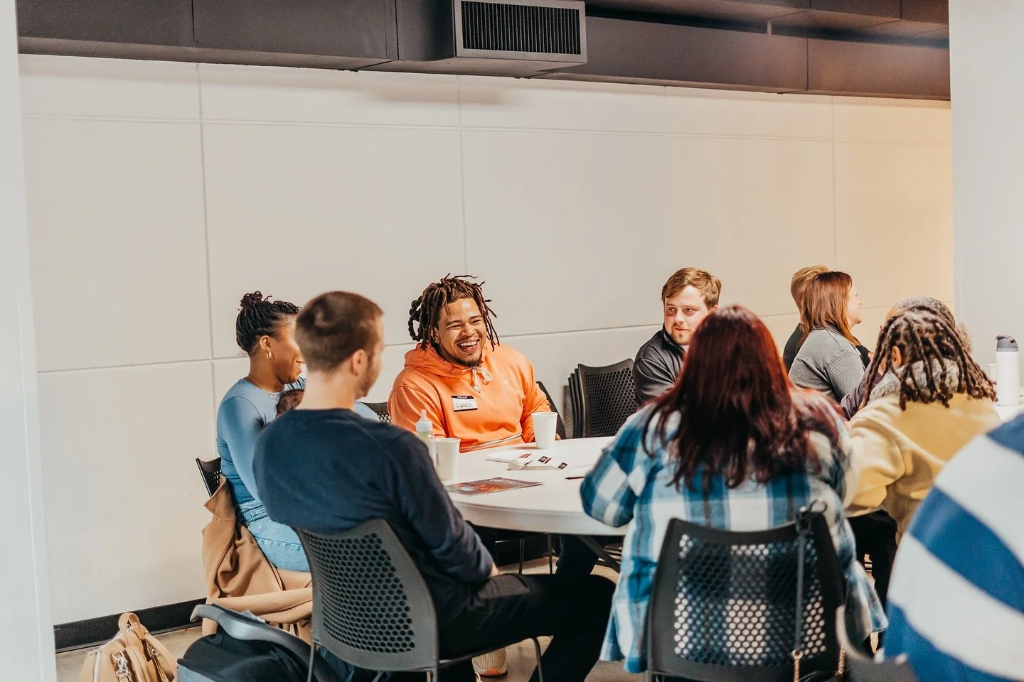 Our oH Family Foundations class is this Sunday, November 2nd, at 10:30AM! Whether you’re ready to call One Hope Church your home or simply want to learn more about us, this class is for YOU. ππ½
We’ll share our church’s story, exp